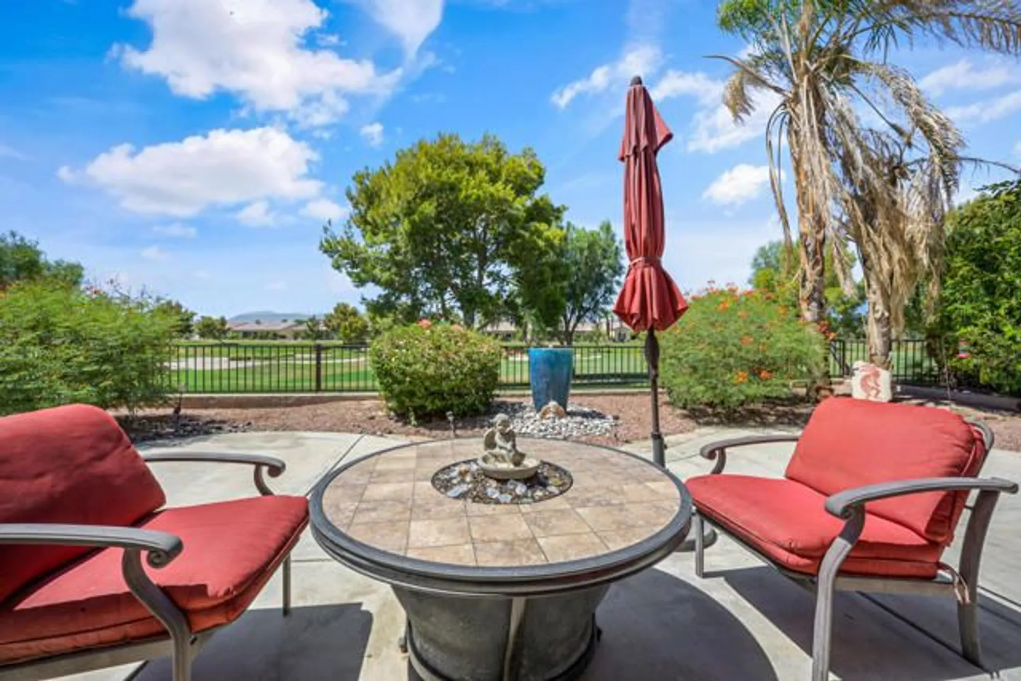 Property Slideshow image 28 of 47 | 81193 avenida tres lagunas, Indio, CA, 92203