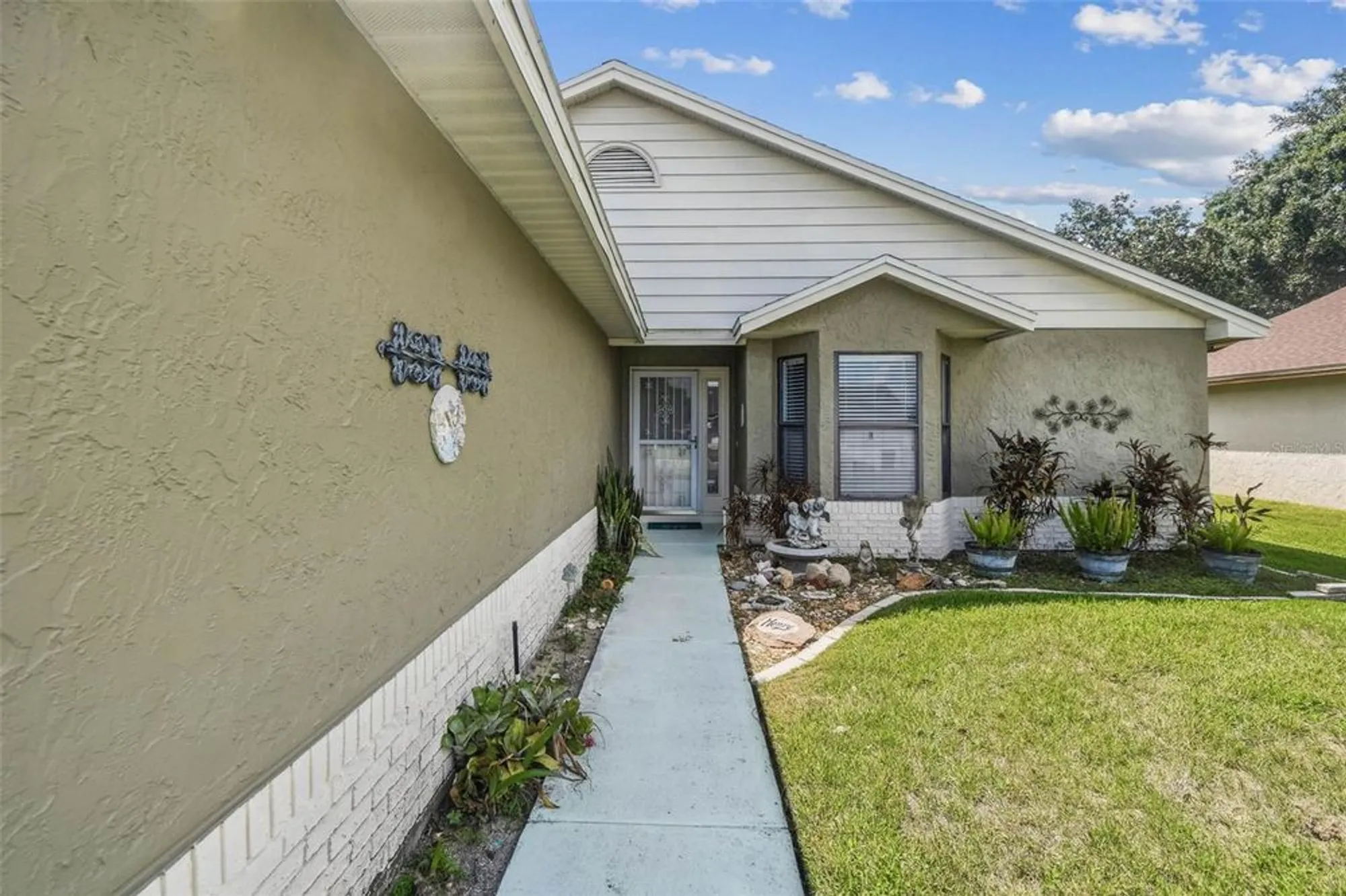 Property Slideshow image 10 of 98 | 6222 crane dr, Lakeland, FL, 33809