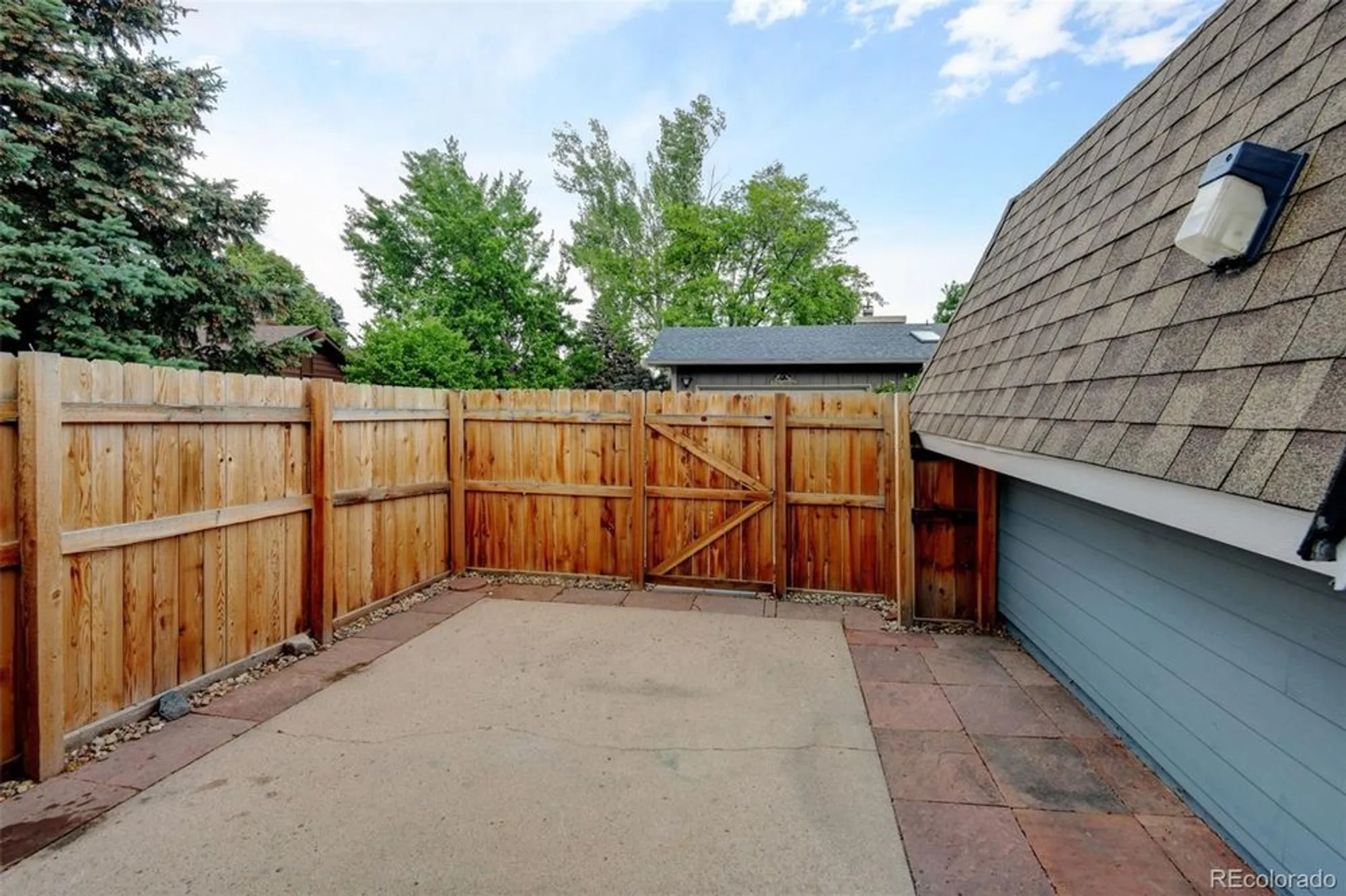 Property Slideshow image 36 of 39 | 20 scott dr, Broomfield, CO, 80020