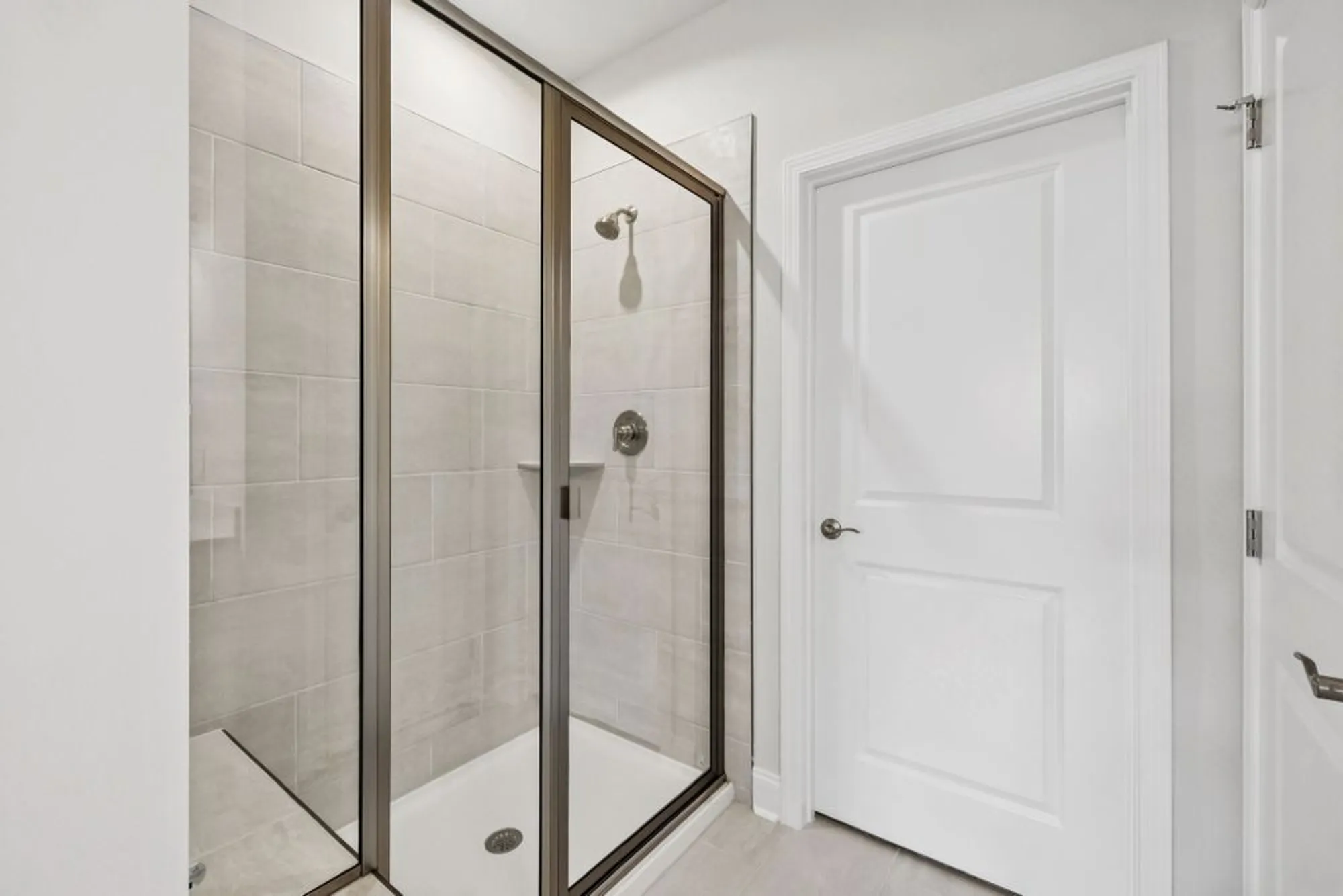 Property Slideshow image 33 of 49 | 304 stonehaus cir, Antioch, TN, 37013