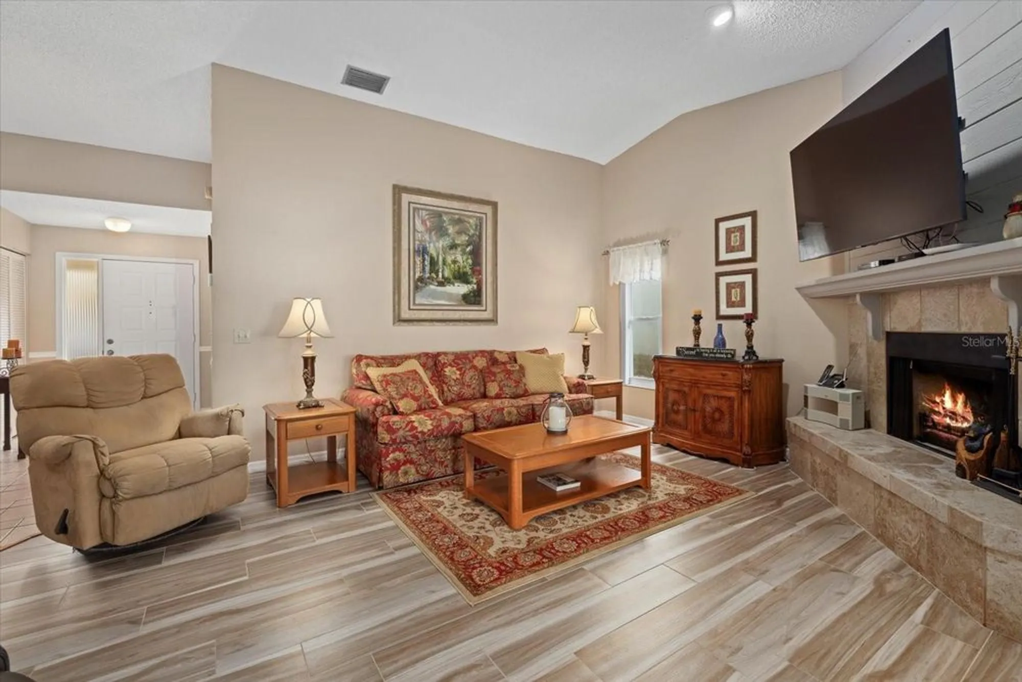 Property Slideshow image 9 of 48 | 508 foxwood blvd, Englewood, FL, 34223