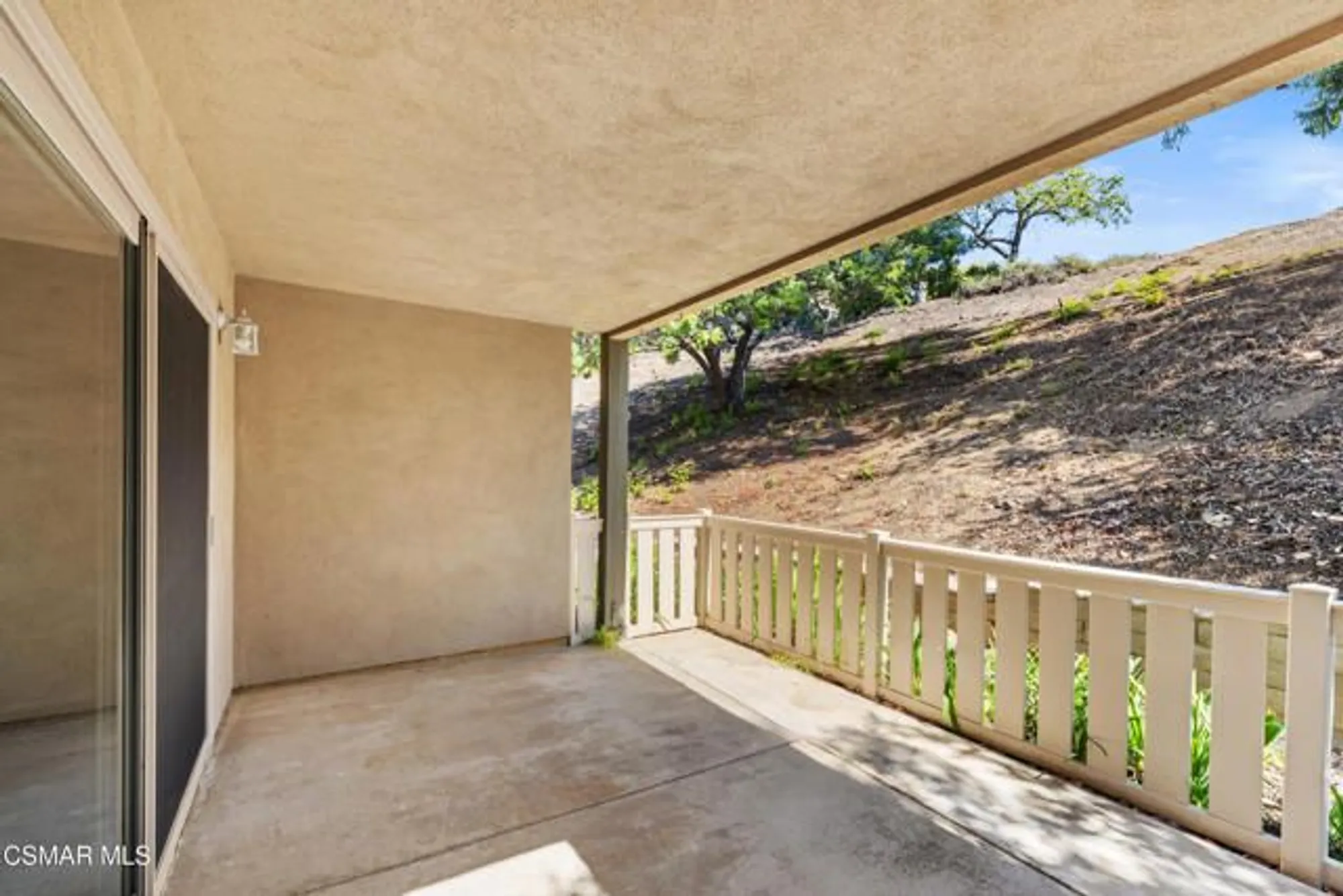 Property Slideshow image 35 of 62 | 224 oakleaf dr 105, Thousand Oaks, CA, 91360