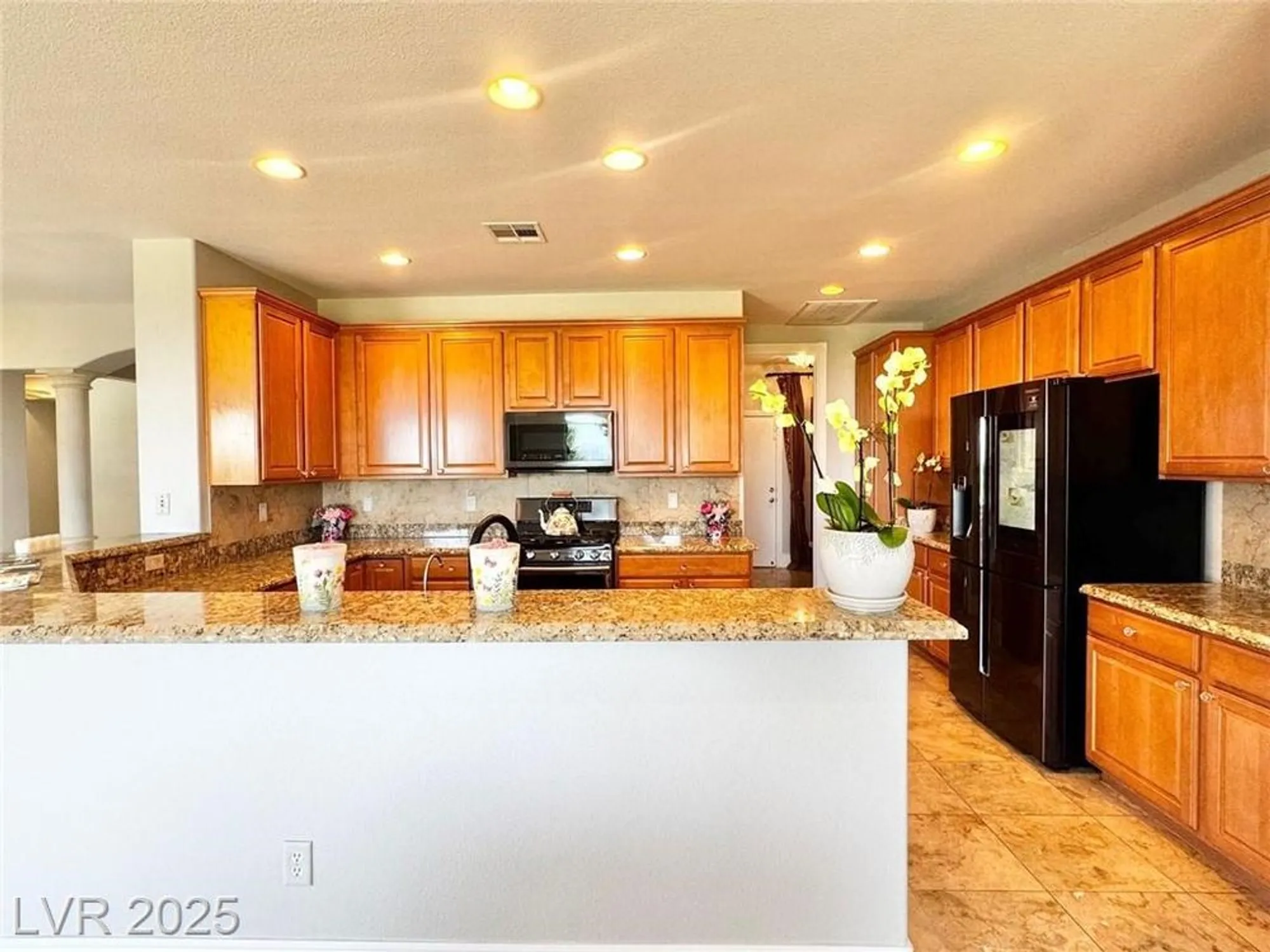 Property Slideshow image 6 of 47 | 4596 bersaglio st, Las Vegas, NV, 89135