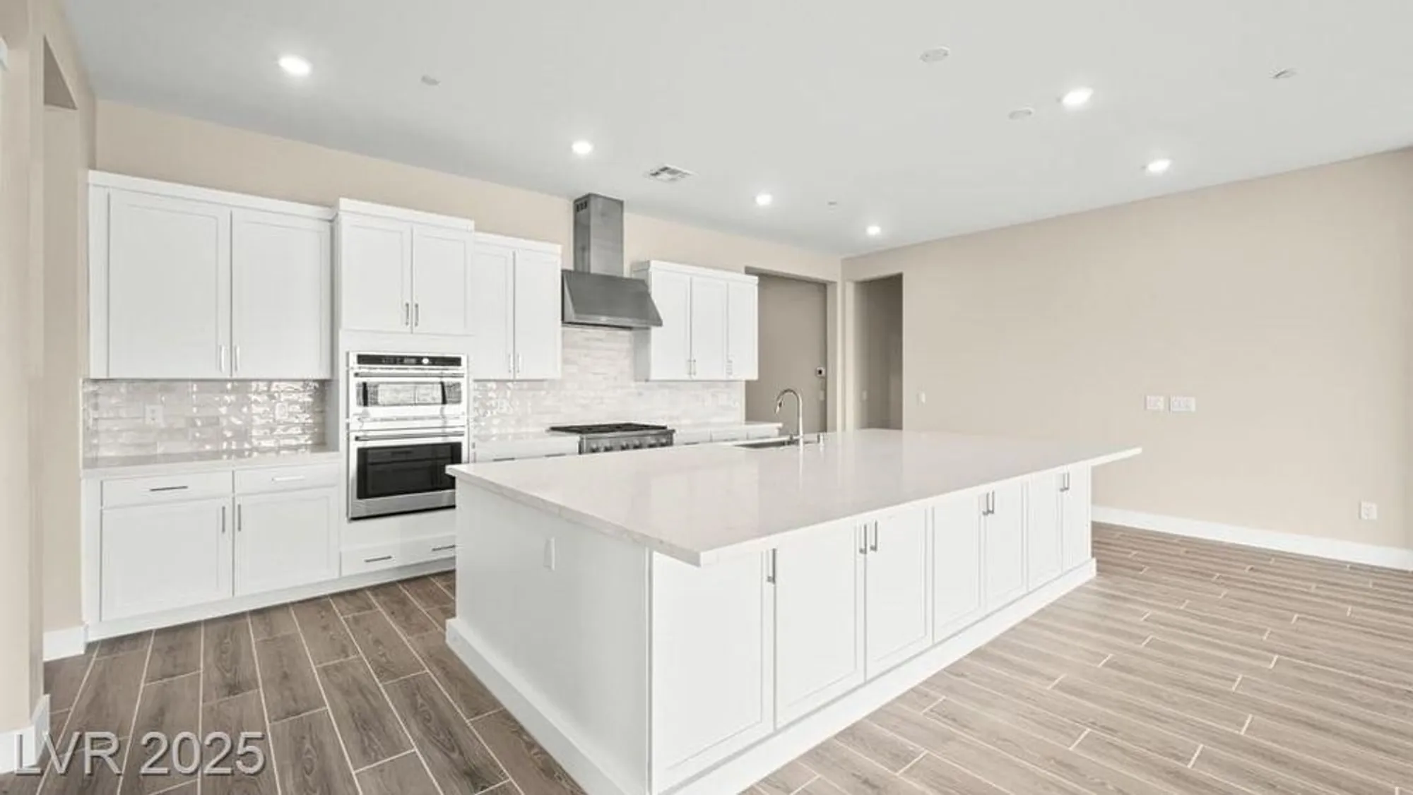 Property Slideshow image 15 of 50 | 243 paraggi bay dr, Henderson, NV, 89011