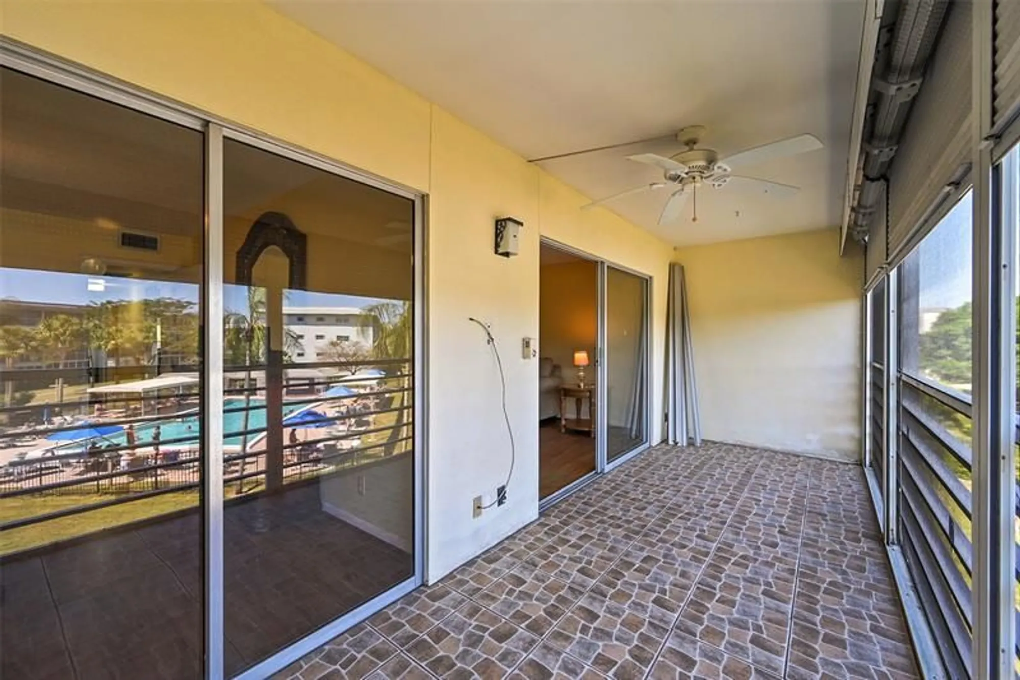 Property Slideshow image 26 of 29 | 2901 victoria cir k3, Coconut Creek, FL, 33066