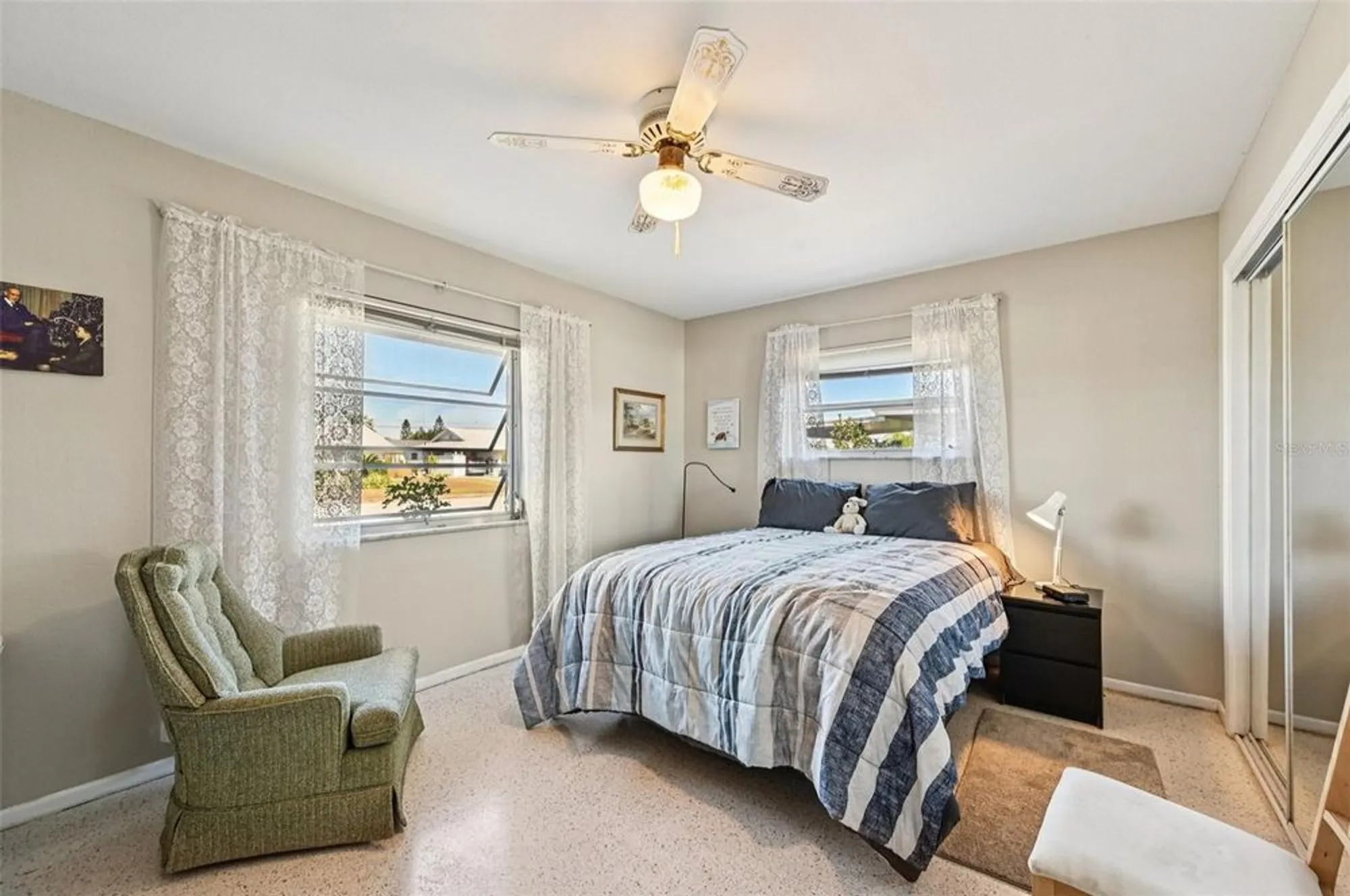 Property Slideshow image 15 of 48 | 722 tam o shanter ave, Sun City Center, FL, 33573