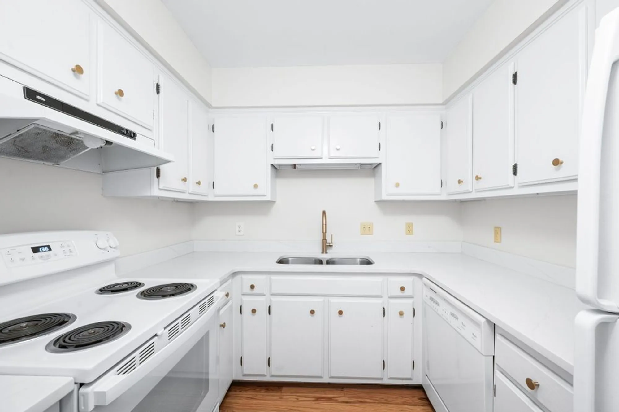 Property Slideshow image 15 of 41 | 421 siena dr, Nashville, TN, 37205