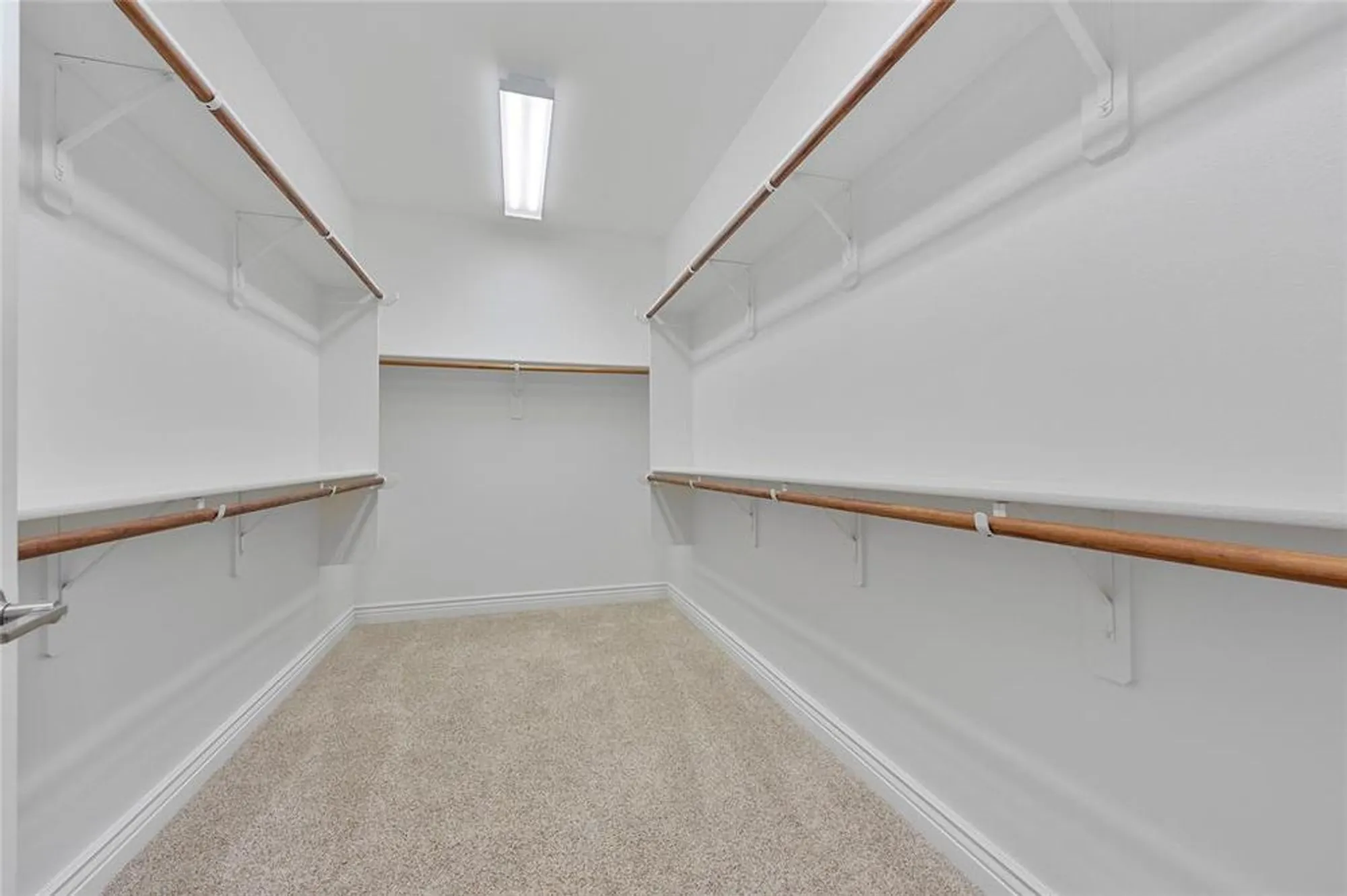 Property Slideshow image 19 of 33 | 9921 flint way, Denton, TX, 76207