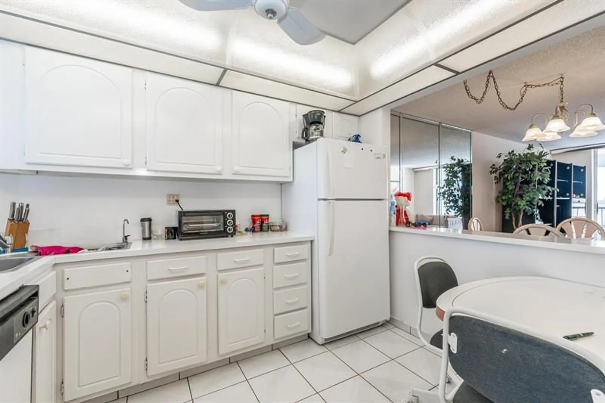 Property Slideshow image 13 of 75 | 8900 washington blvd apt 506b, Pembroke Pines, FL, 33025