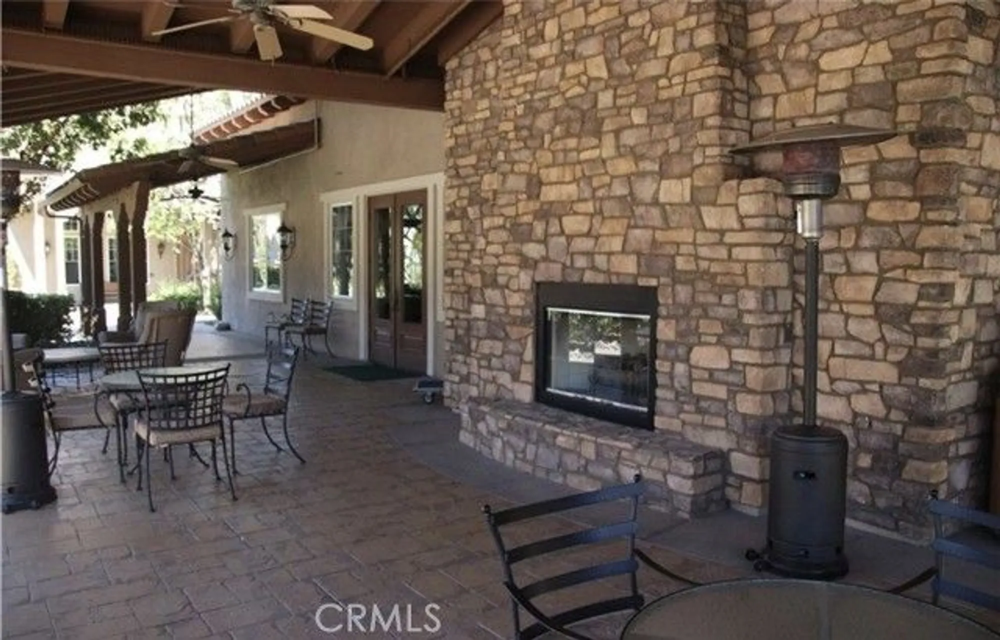 Property Slideshow image 17 of 26 | 240 glenview ln, Hemet, CA, 92545