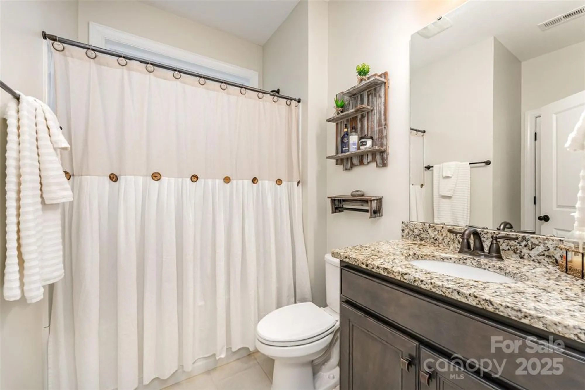 Property Slideshow image 16 of 46 | 131 canoe pole ln, Mooresville, NC, 28117