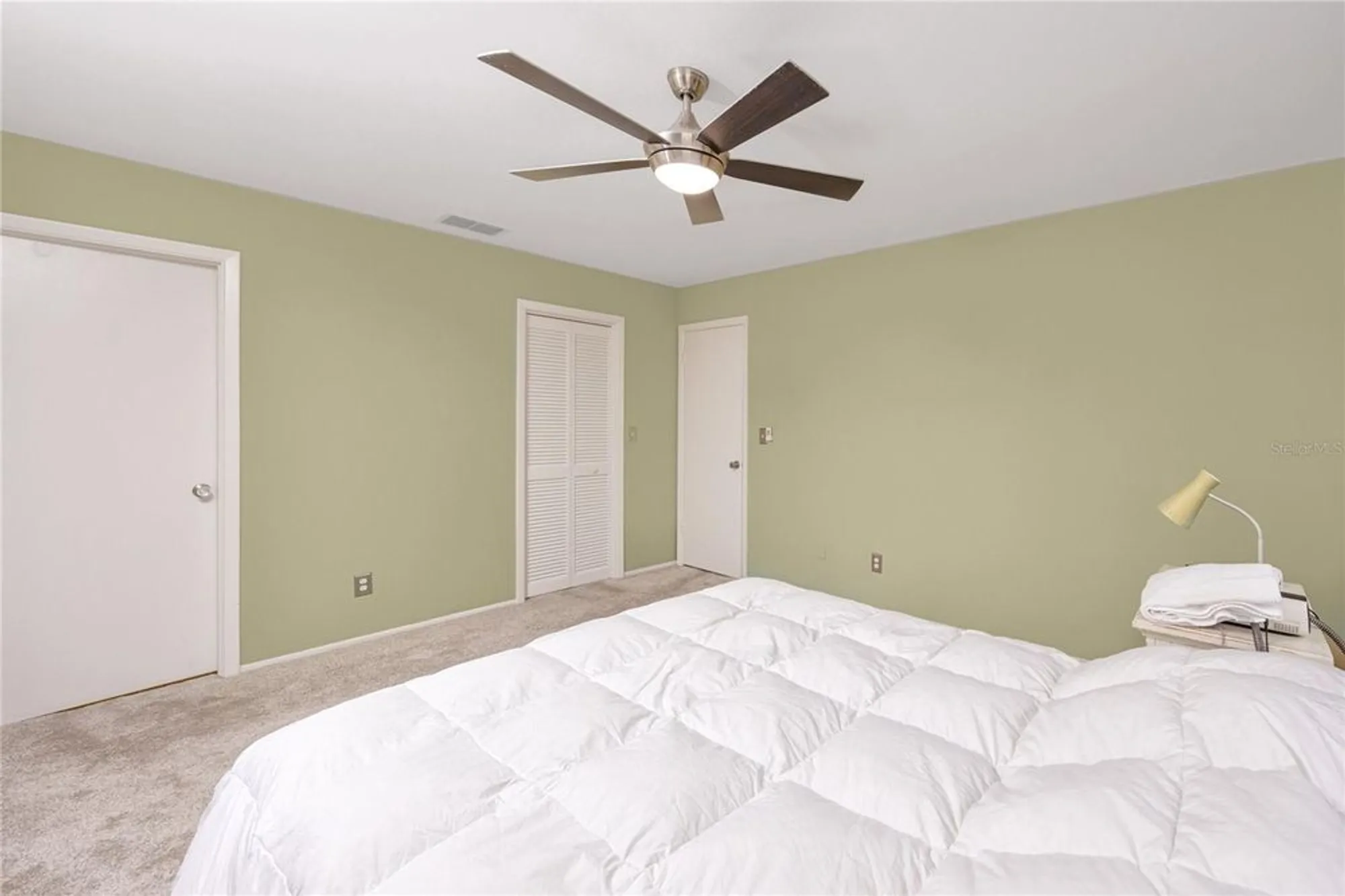 Property Slideshow image 25 of 47 | 2561 royal pines cir # 14h, Clearwater, FL, 33763