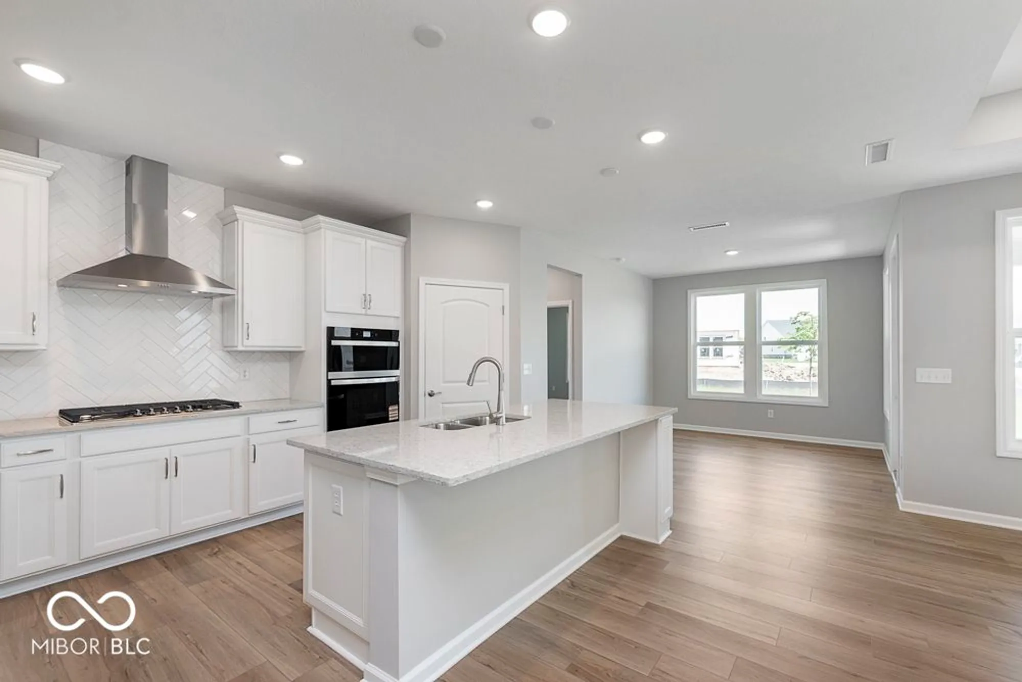 Property Slideshow image 2 of 32 | 14931 iron liege way, Westfield, IN, 46074
