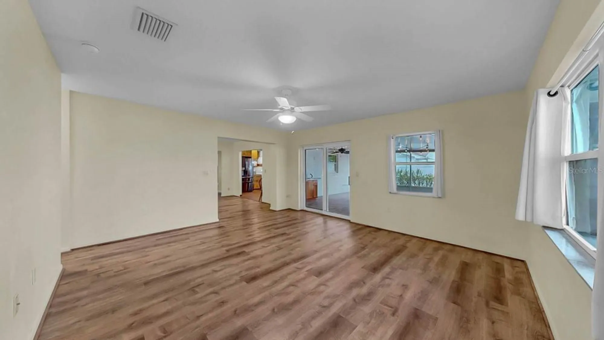 Property Slideshow image 24 of 41 | 663 allegheny dr, Sun City Center, FL, 33573