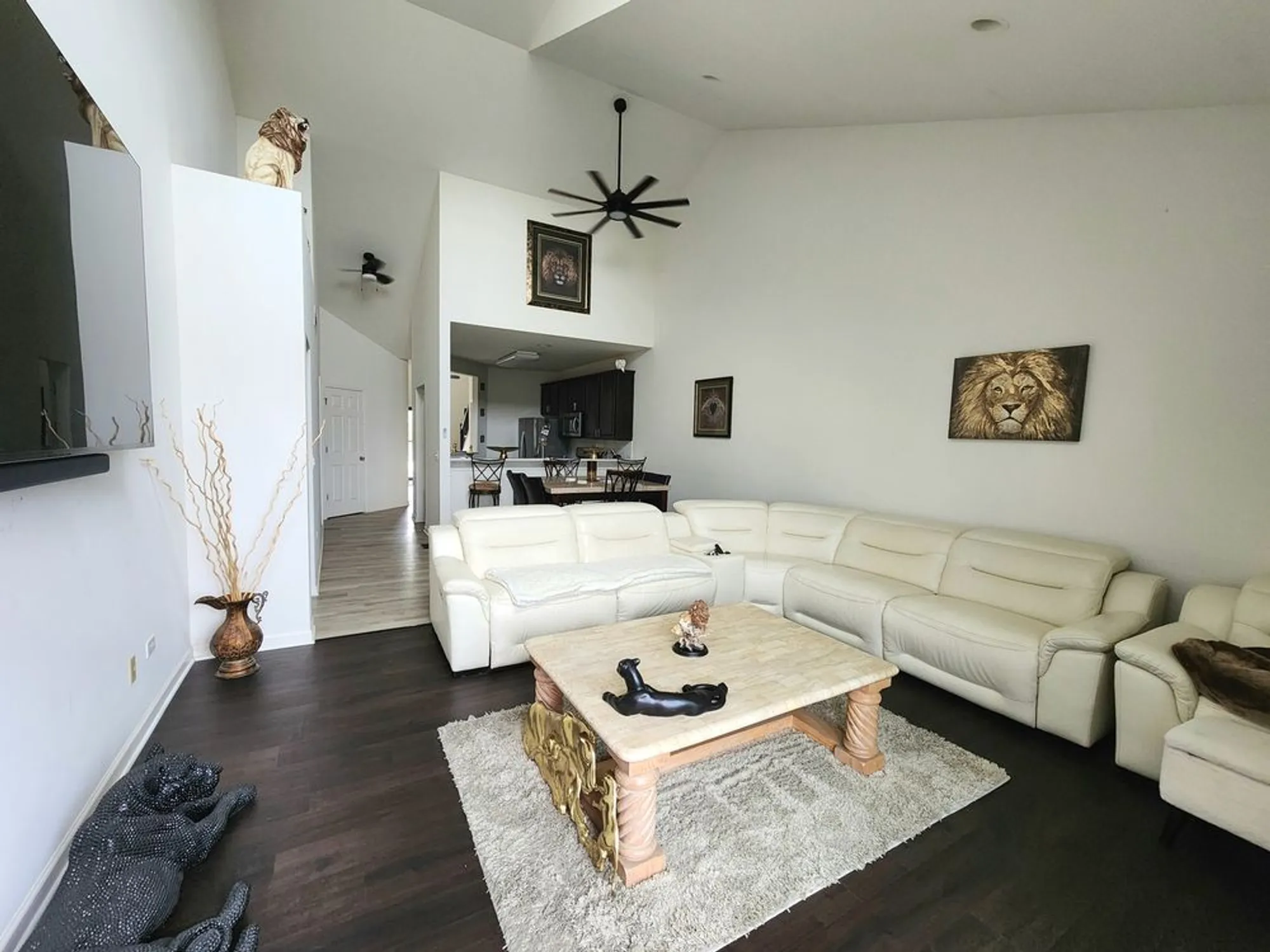 Property Slideshow image 7 of 29 | 2003 magenta ln, Algonquin, IL, 60102