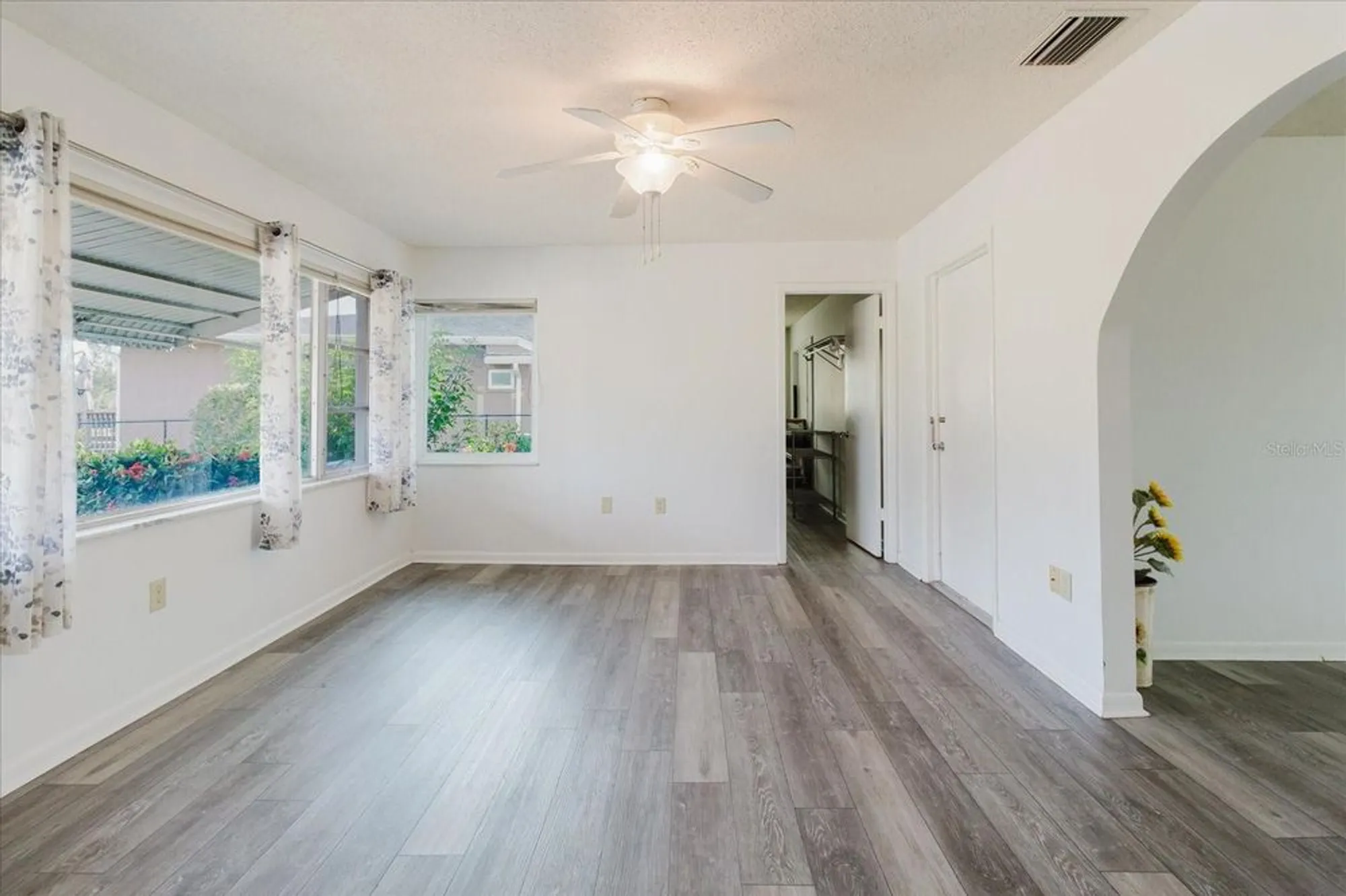 Property Slideshow image 10 of 60 | 646 allegheny dr, Sun City Center, FL, 33573