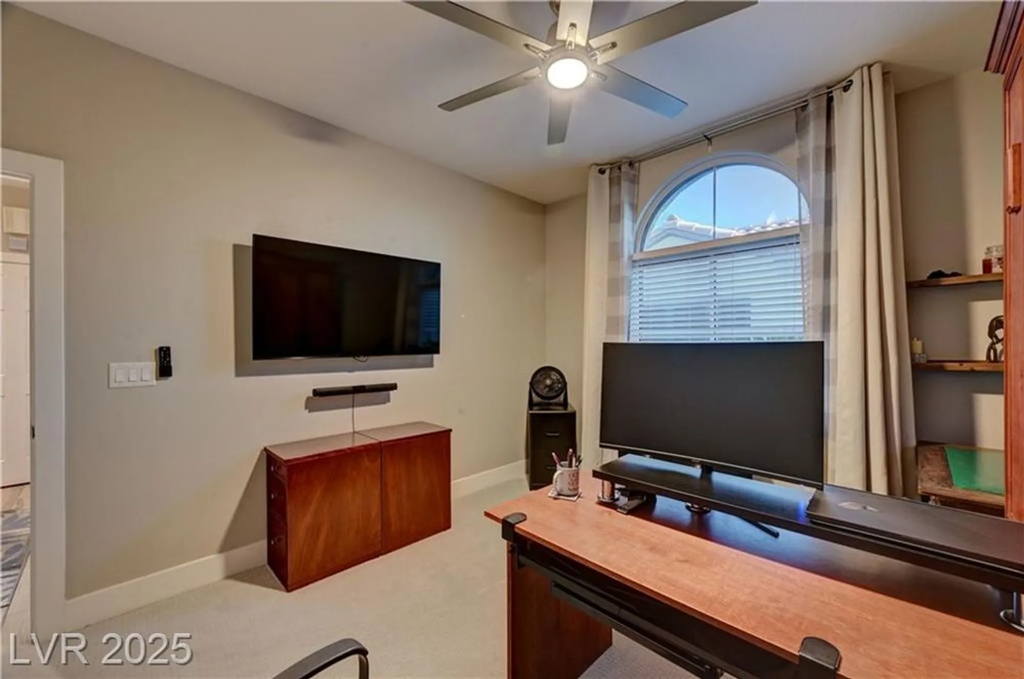 Property Slideshow image 31 of 50 | 3034 hickory valley rd, Henderson, NV, 89052