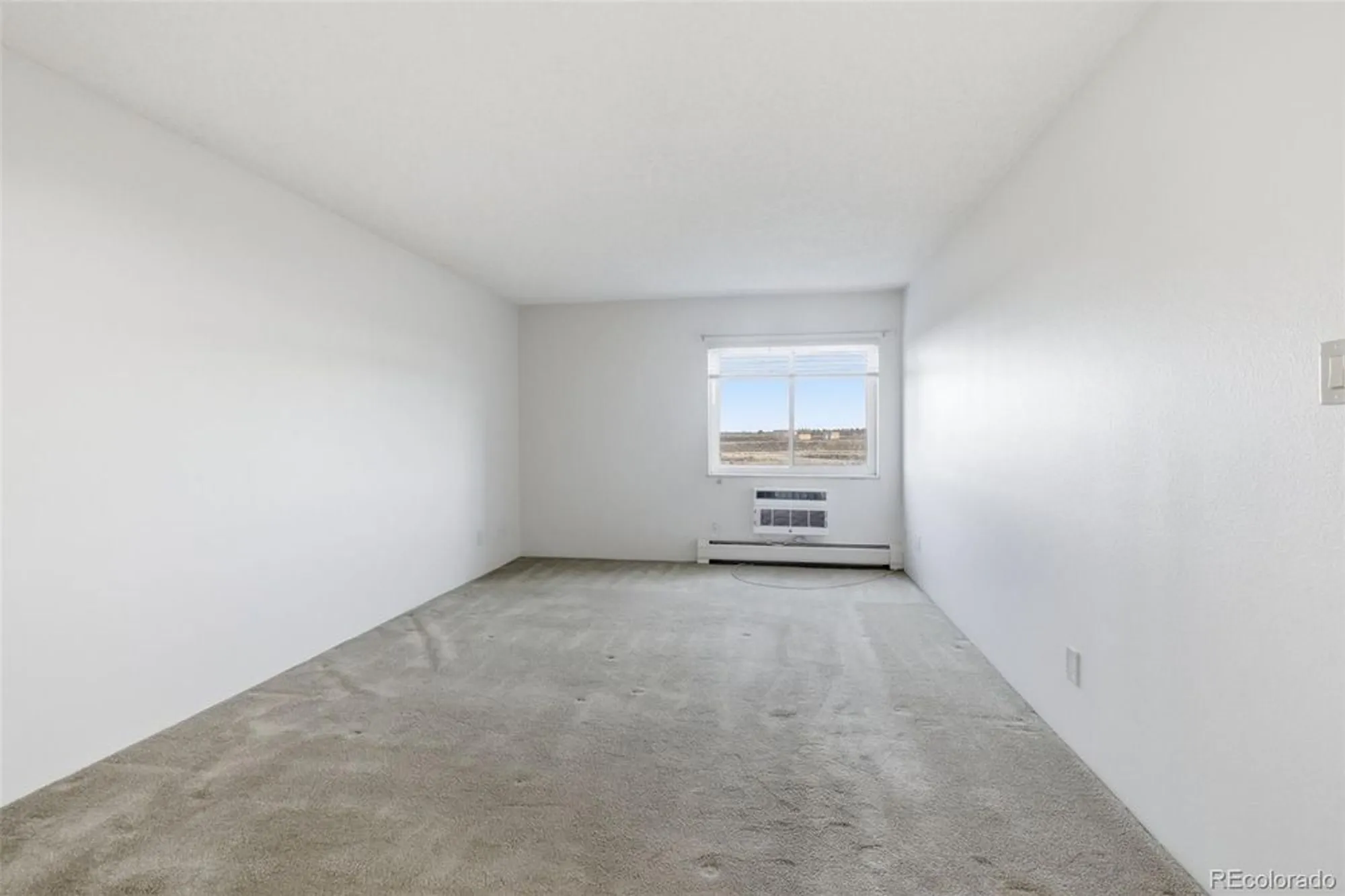 Property Slideshow image 15 of 49 | 13850 e marina dr apt 301, Aurora, CO, 80014