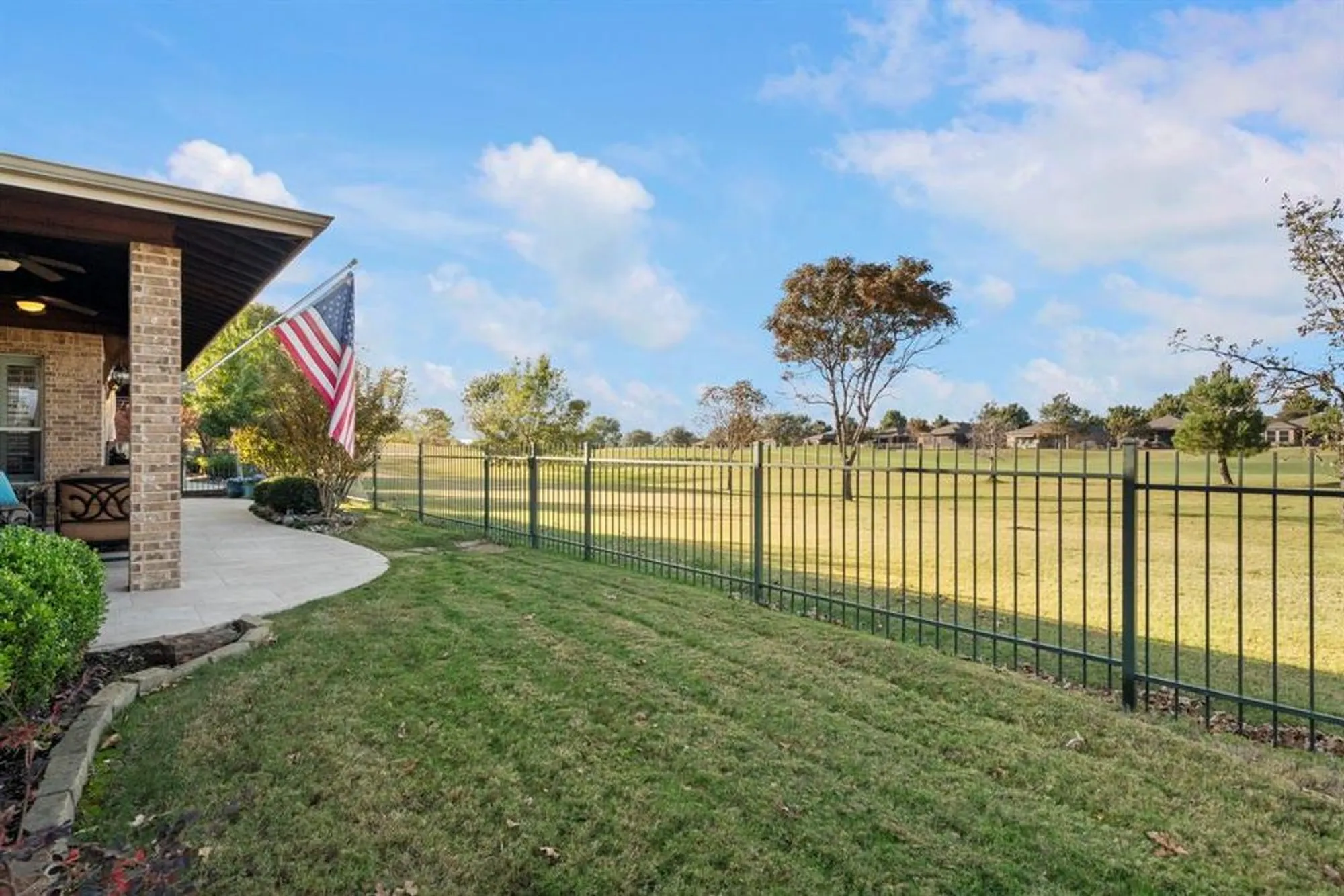 Property Slideshow image 36 of 40 | 7135 maumee valley ct, Frisco, TX, 75036