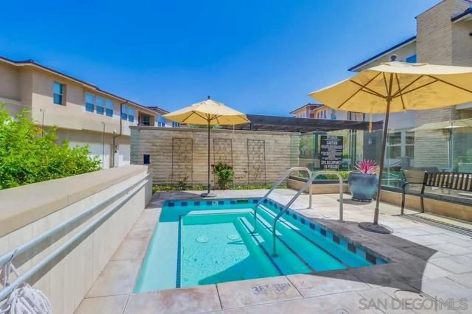 Property Slideshow image 33 of 40 | 16750 coyote bush dr unit 31, San Diego, CA, 92127