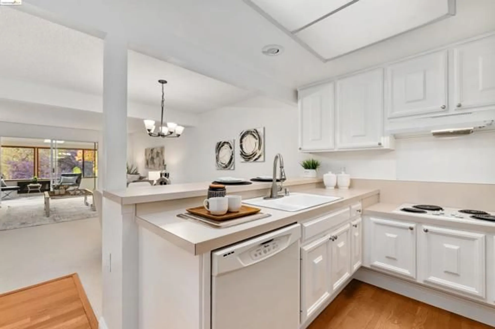 Property Slideshow image 21 of 47 | 1125 singingwood ct 1, Walnut Creek, CA, 94595