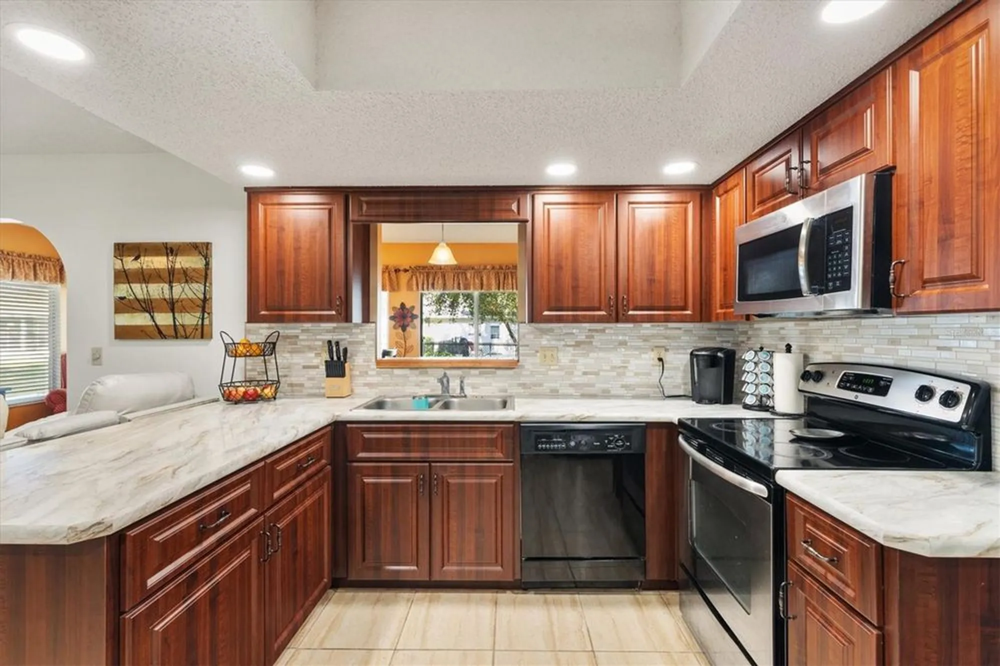 Property Slideshow image 13 of 46 | 10195 se 178th pl, Summerfield, FL, 34491