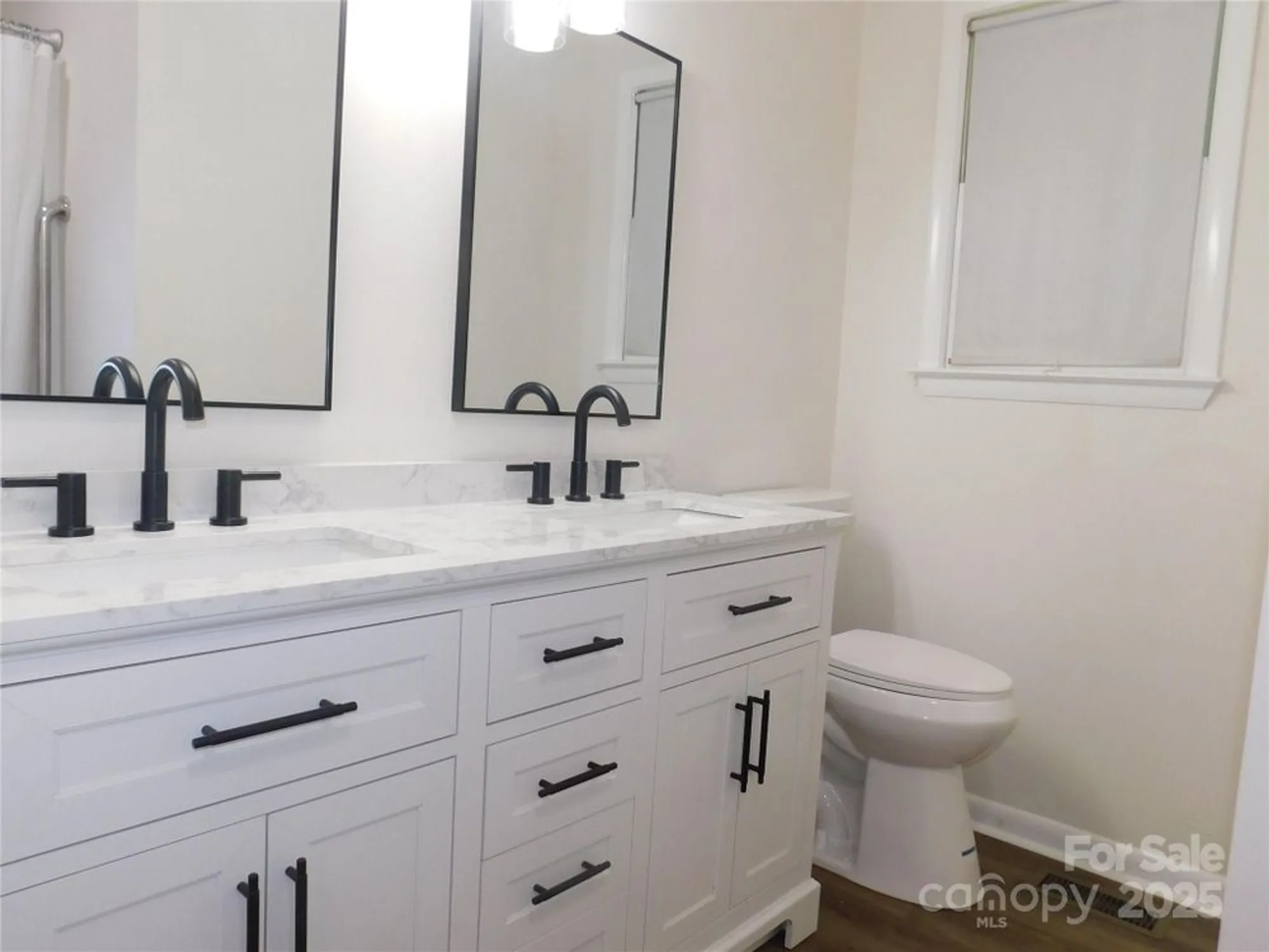 Property Slideshow image 16 of 33 | 125 fulton dr, Hendersonville, NC, 28792