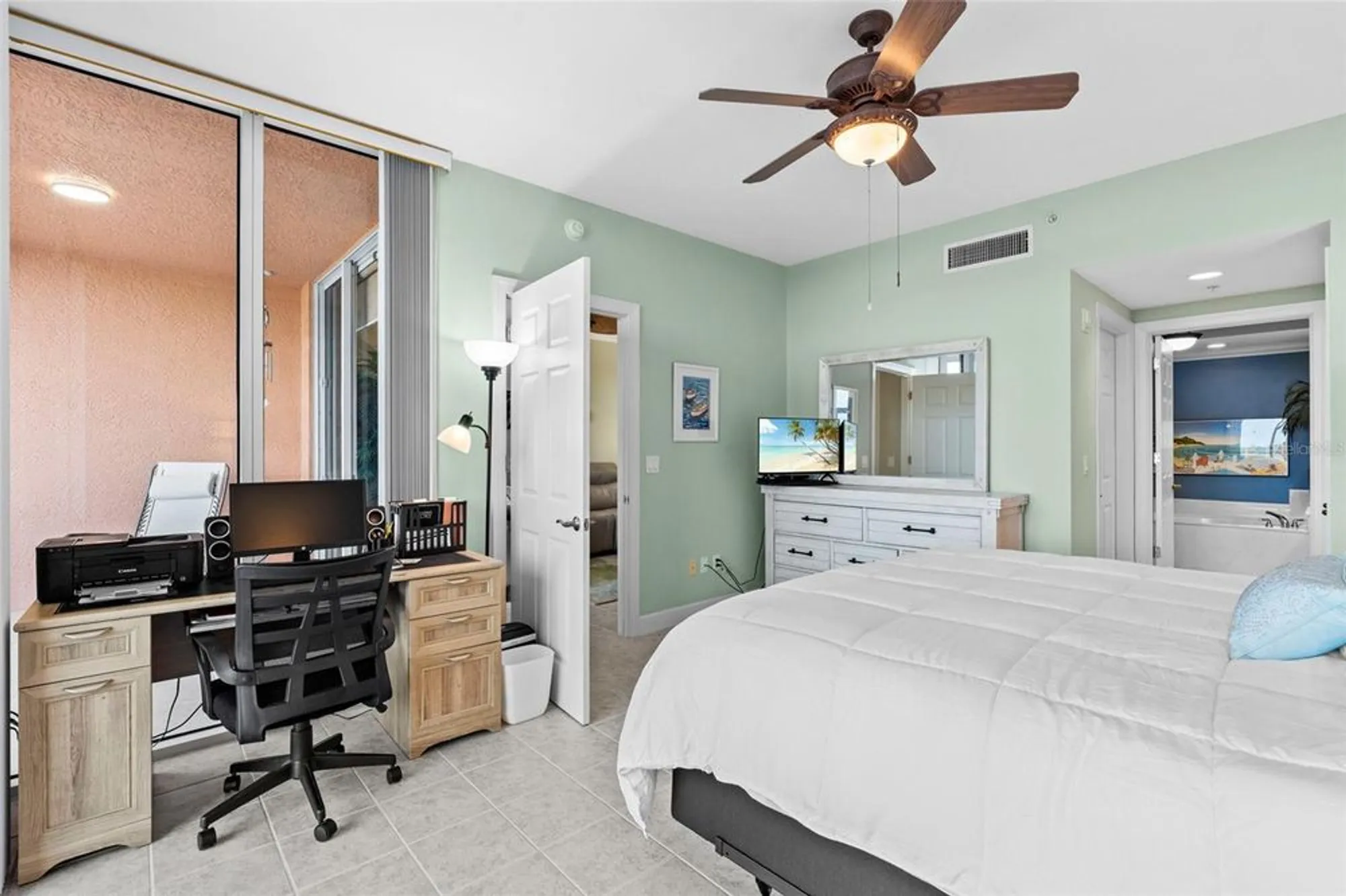 Property Slideshow image 15 of 48 | 3191 matecumbe key rd 103, Punta Gorda, FL, 33955