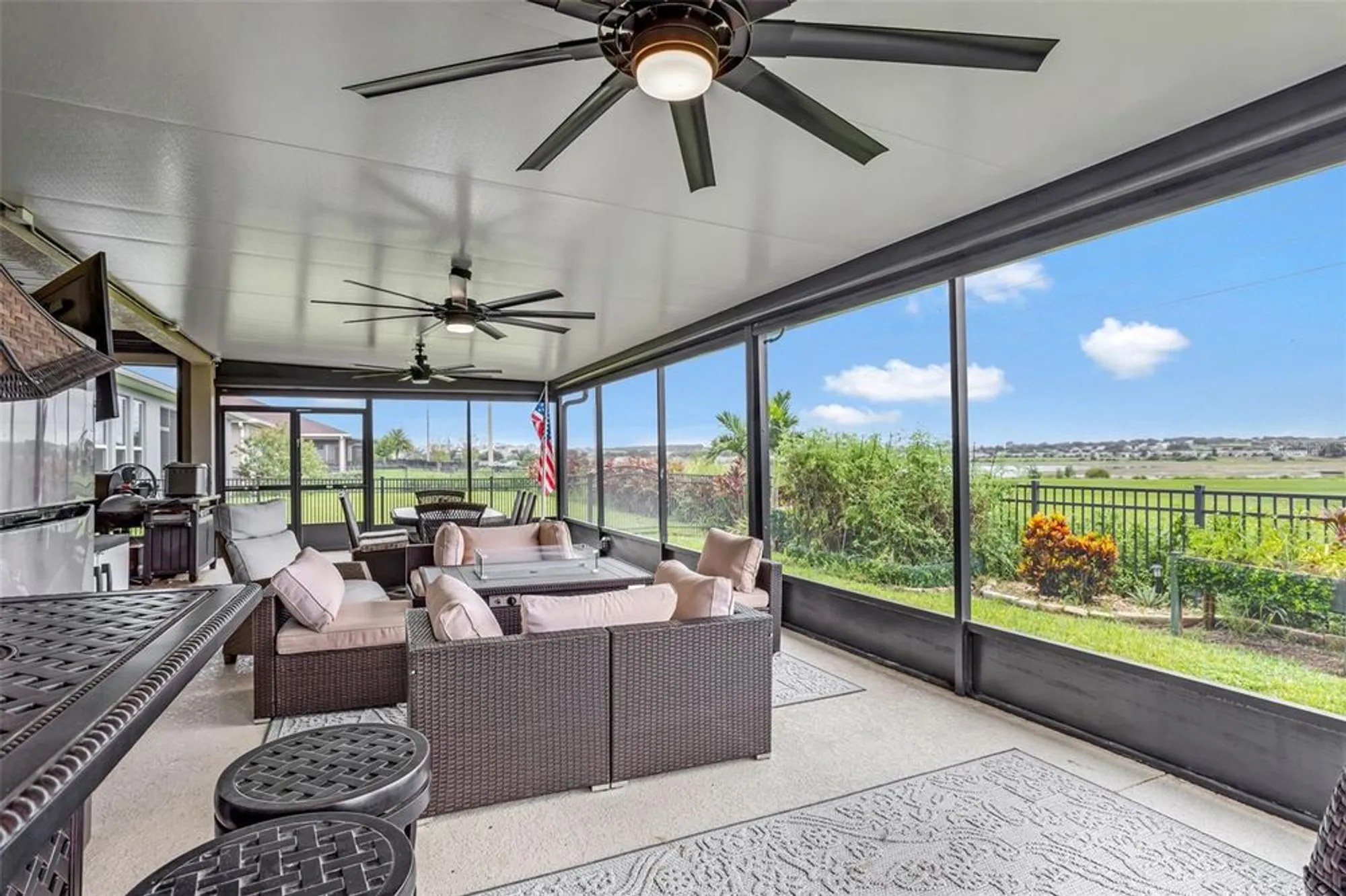 Property Slideshow image 35 of 45 | 176 silver maple rd, Groveland, FL, 34736