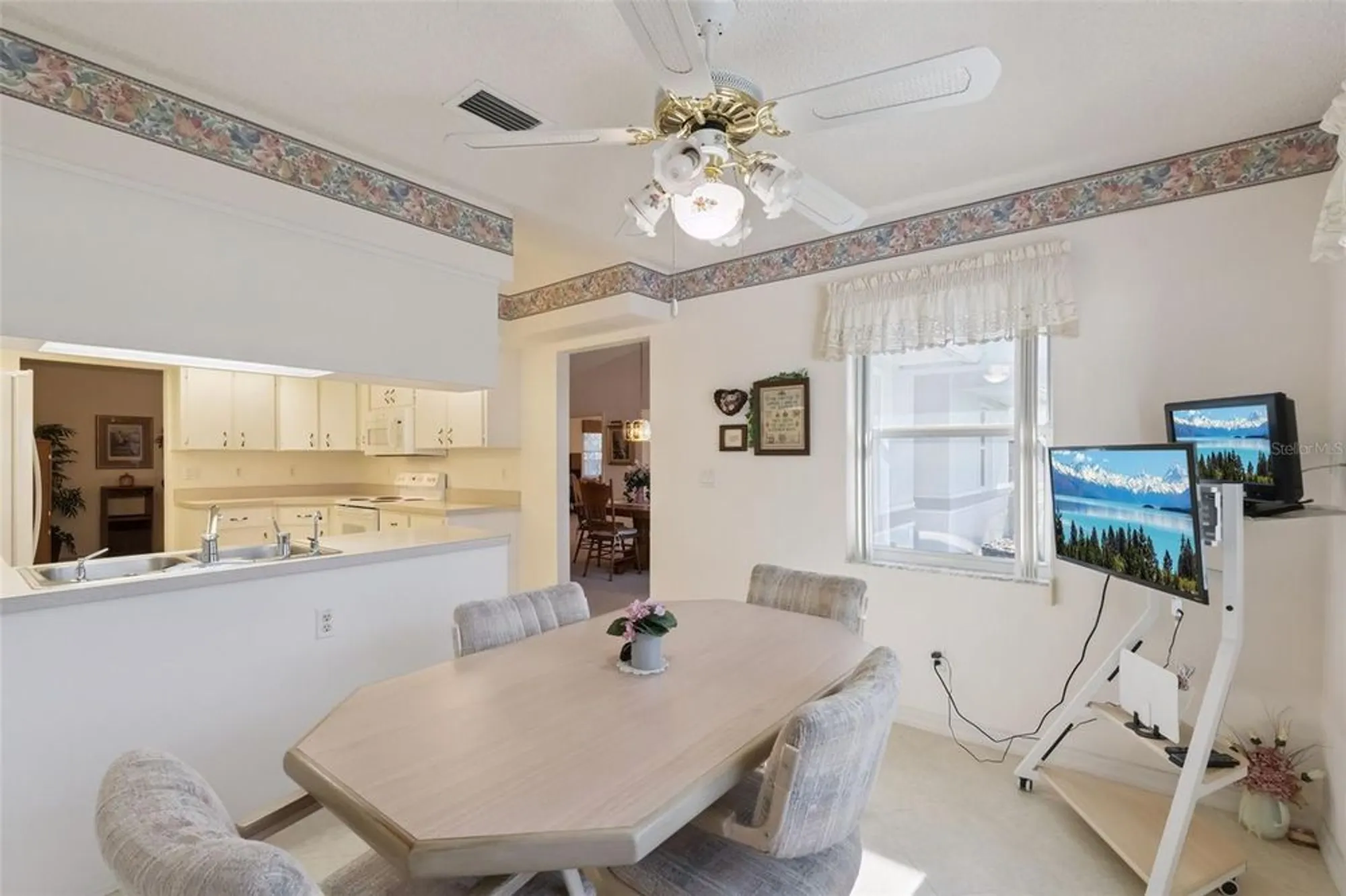 Property Slideshow image 17 of 76 | 6642 borg st, Leesburg, FL, 34748