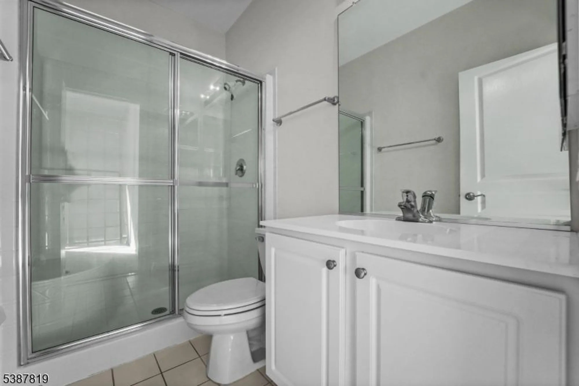 Property Slideshow image 5 of 23 | 373 windfall ln, Somerset, NJ, 08873