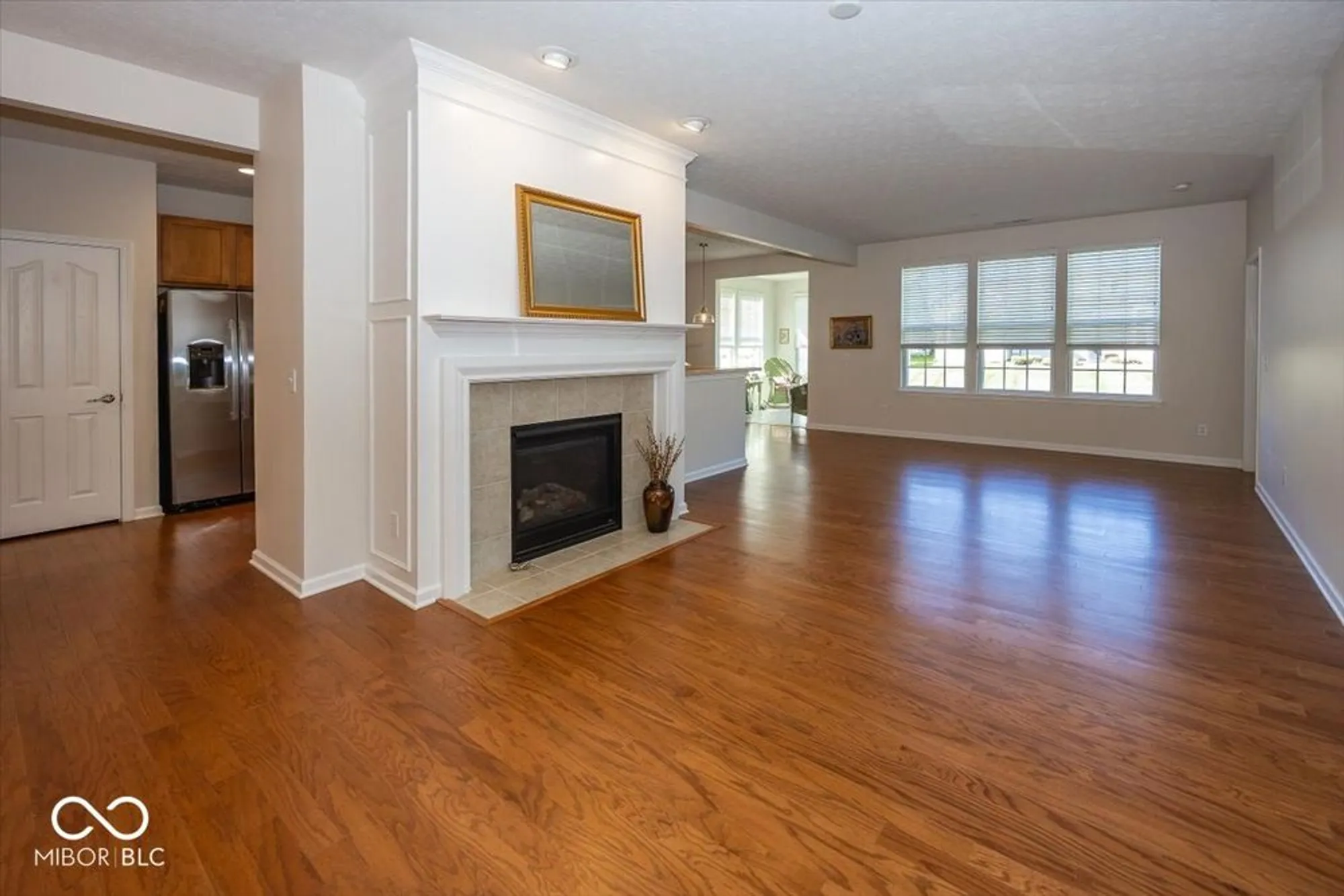 Property Slideshow image 14 of 54 | 12926 venito trl, Fishers, IN, 46037