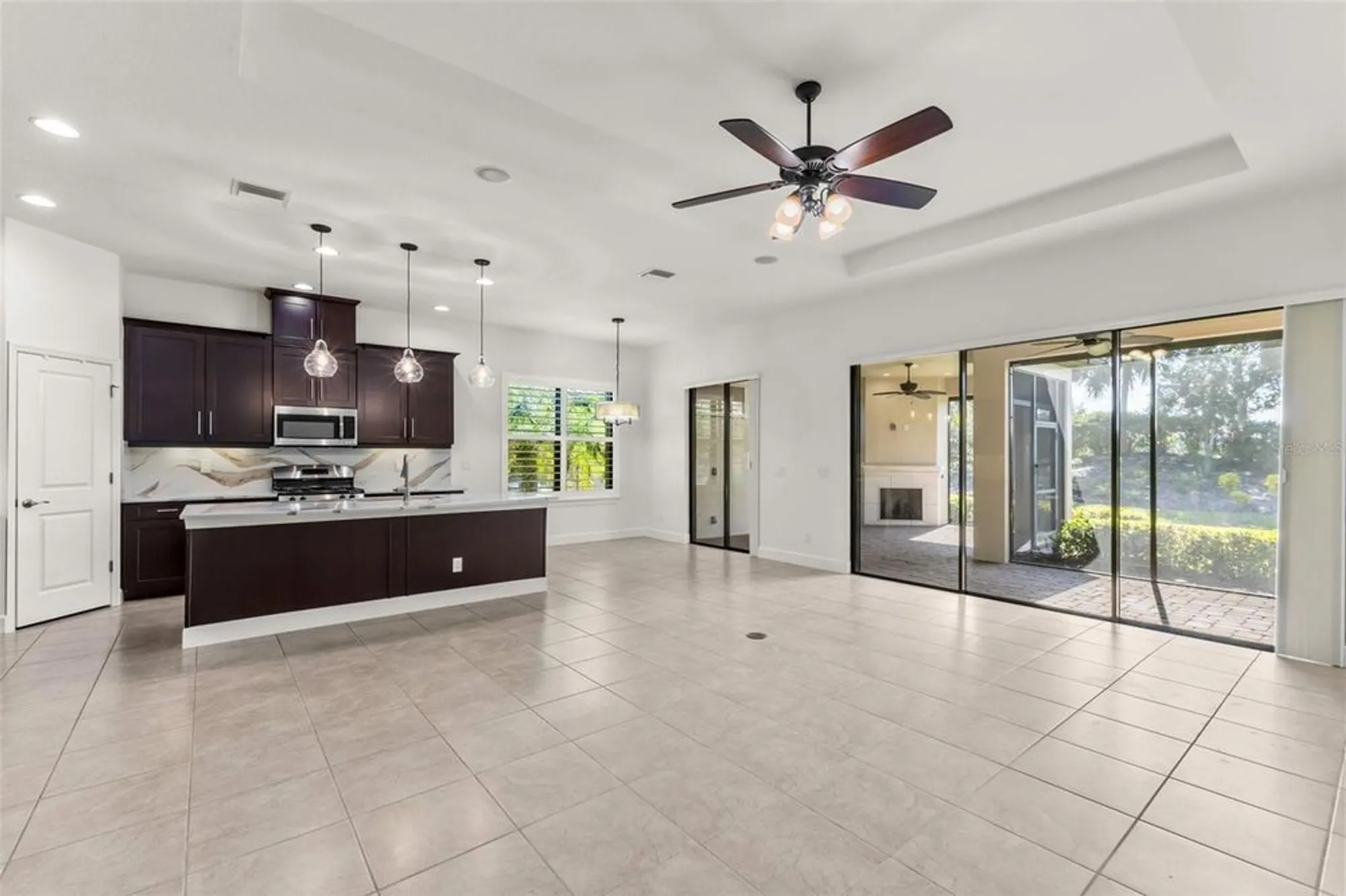 Property Slideshow image 24 of 44 | 5242 napoli run, Bradenton, FL, 34211