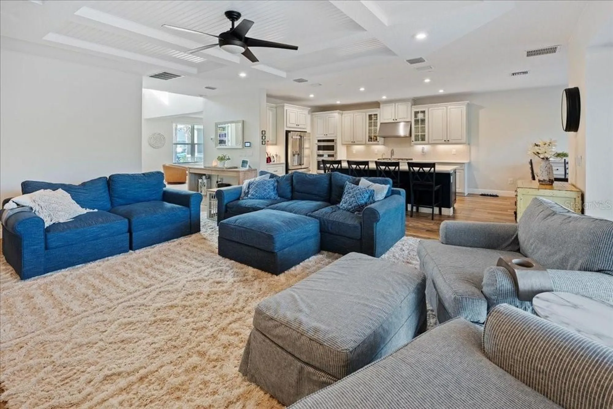Property Slideshow image 31 of 86 | 10215 milky way cir, Sarasota, FL, 34241
