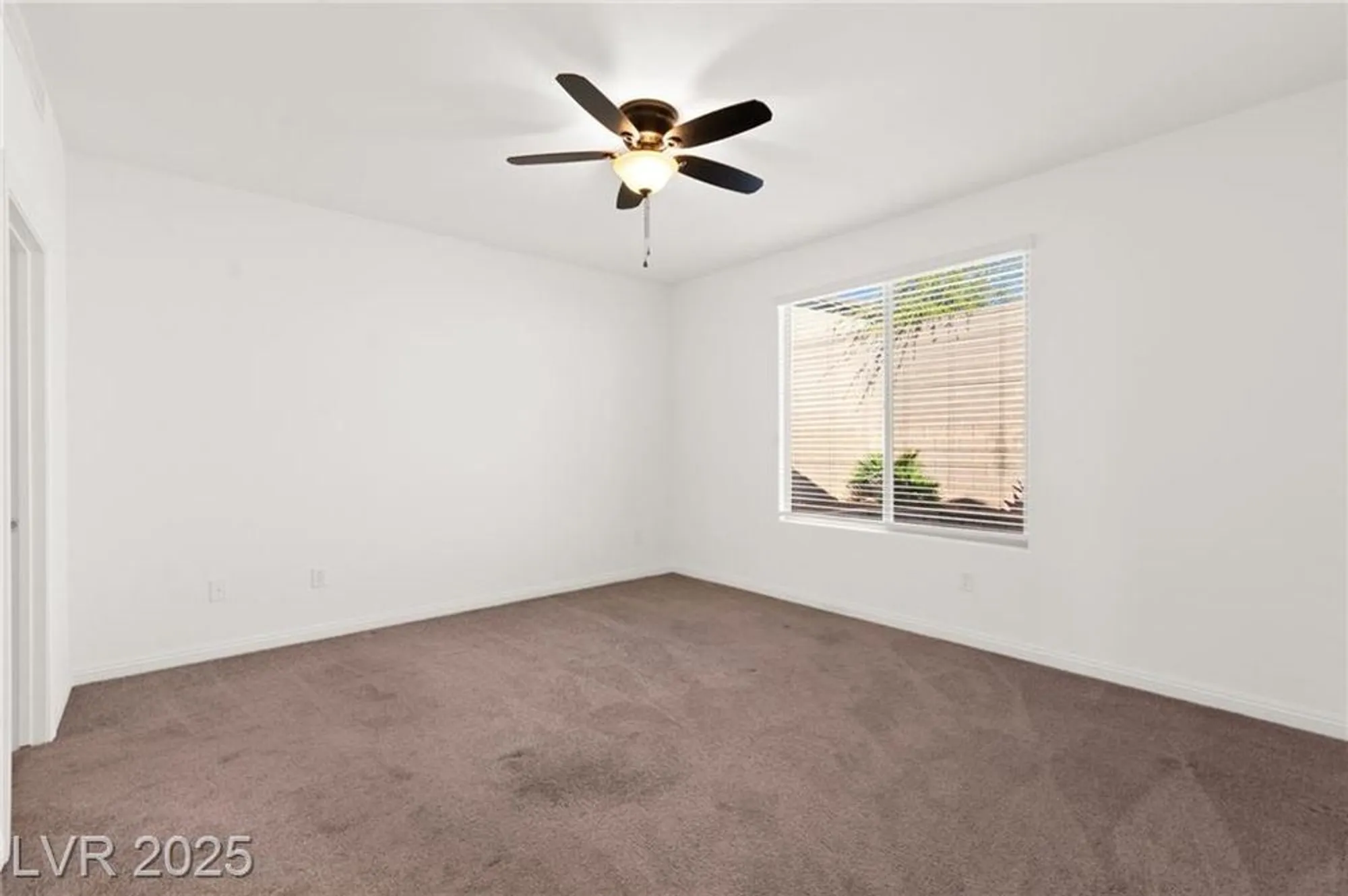 Property Slideshow image 15 of 29 | 2384 albury ave, North Las Vegas, NV, 89086