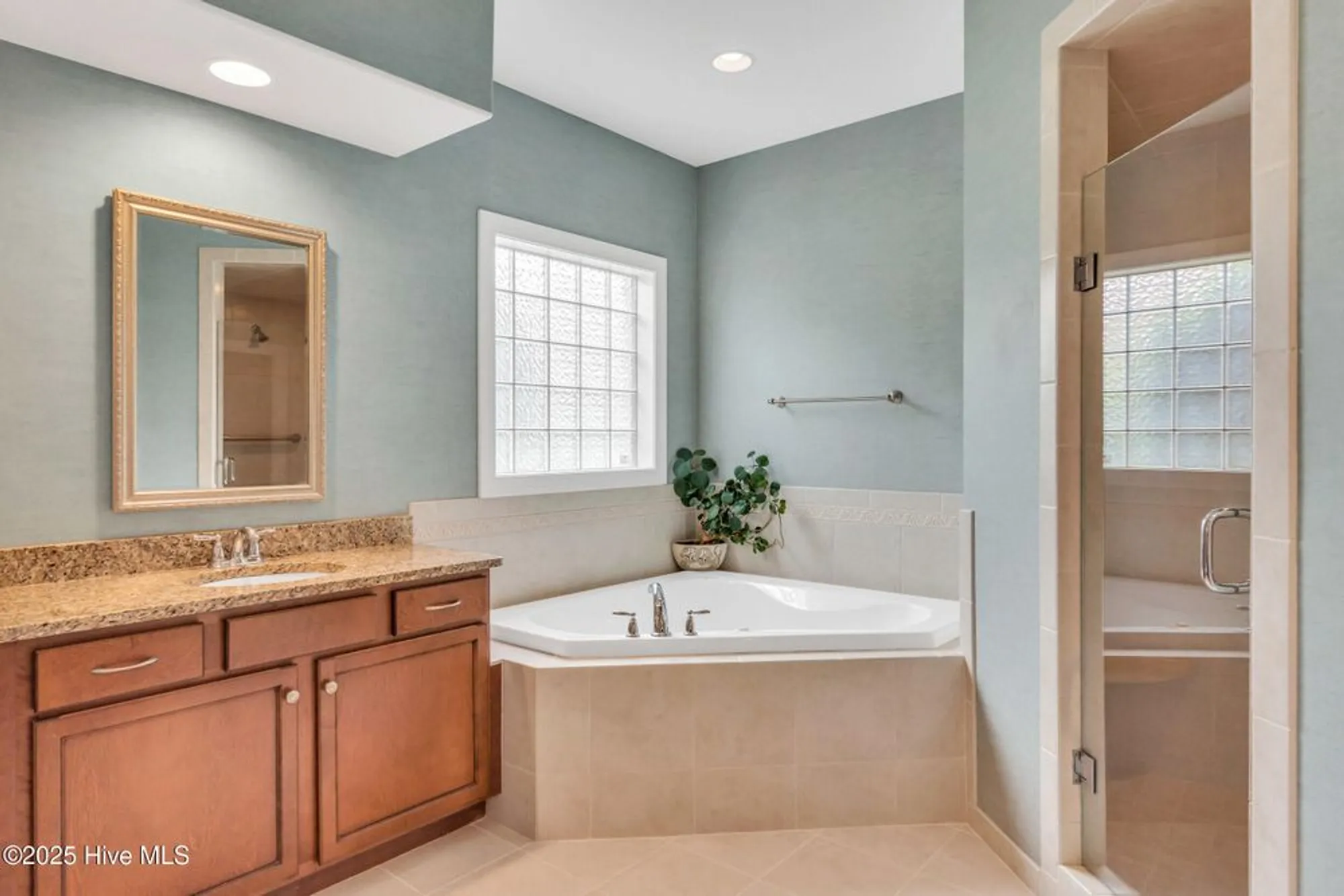 Property Slideshow image 28 of 71 | 2019 annsdale dr, Leland, NC, 28451