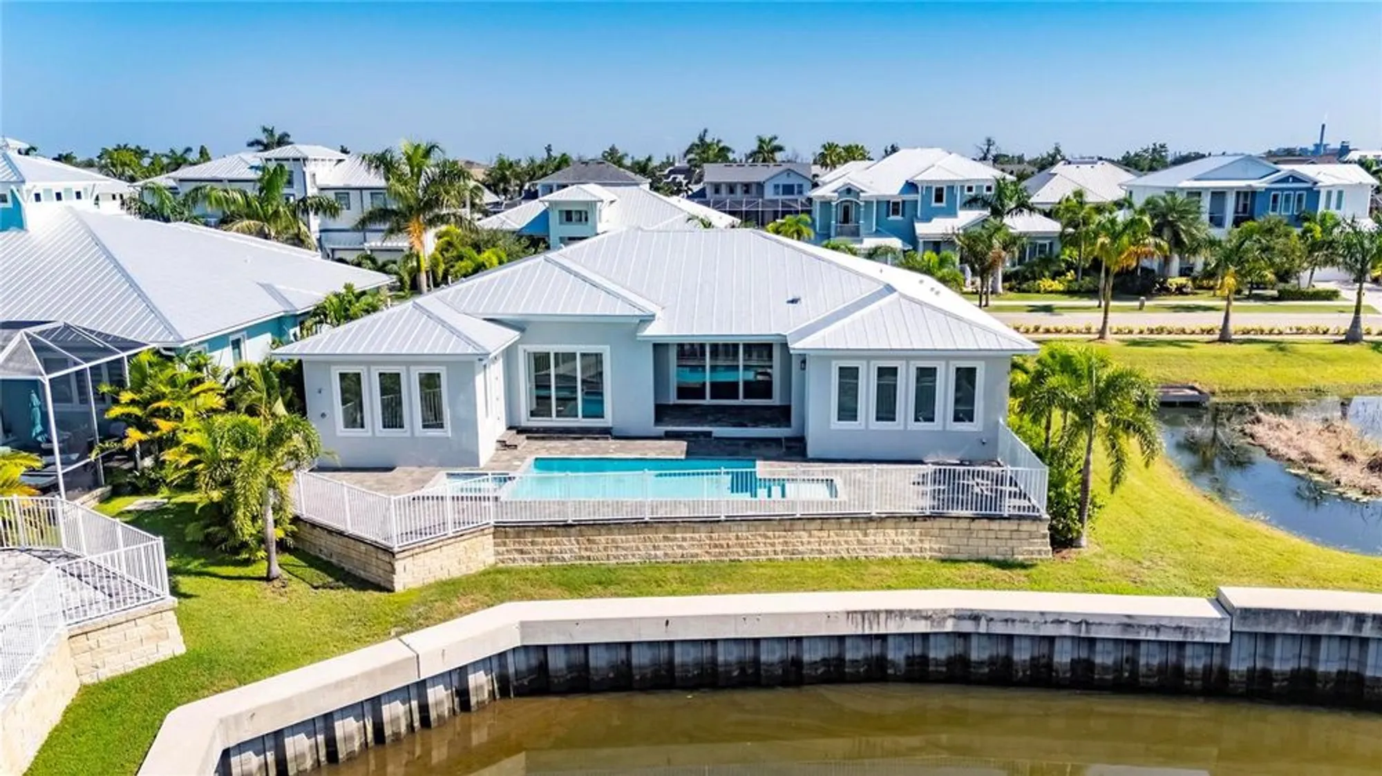 Property Slideshow image 80 of 91 | 614 pinckney dr, Apollo Beach, FL, 33572