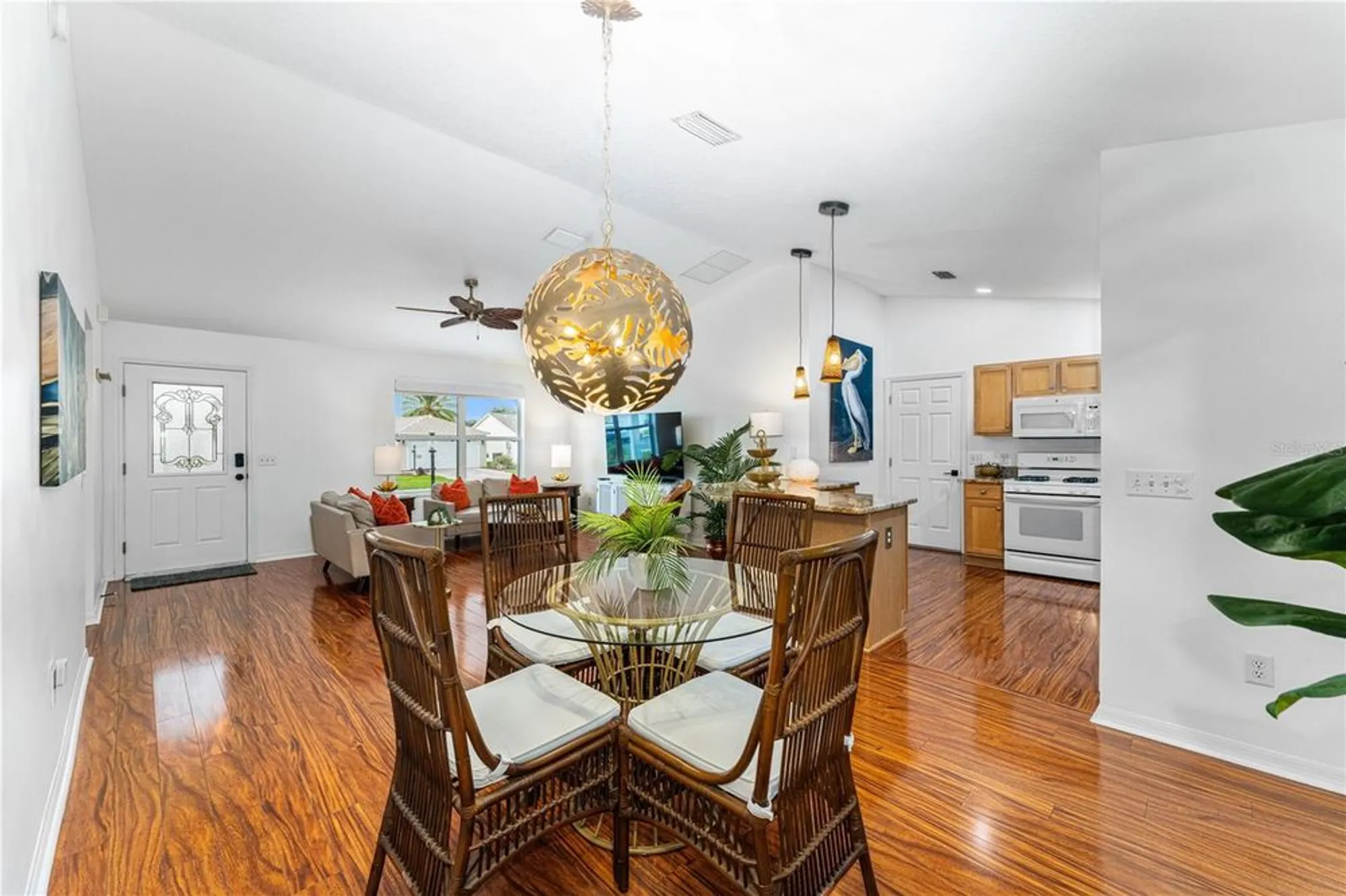 Property Slideshow image 8 of 32 | 987 candler pl, The Villages, FL, 32162