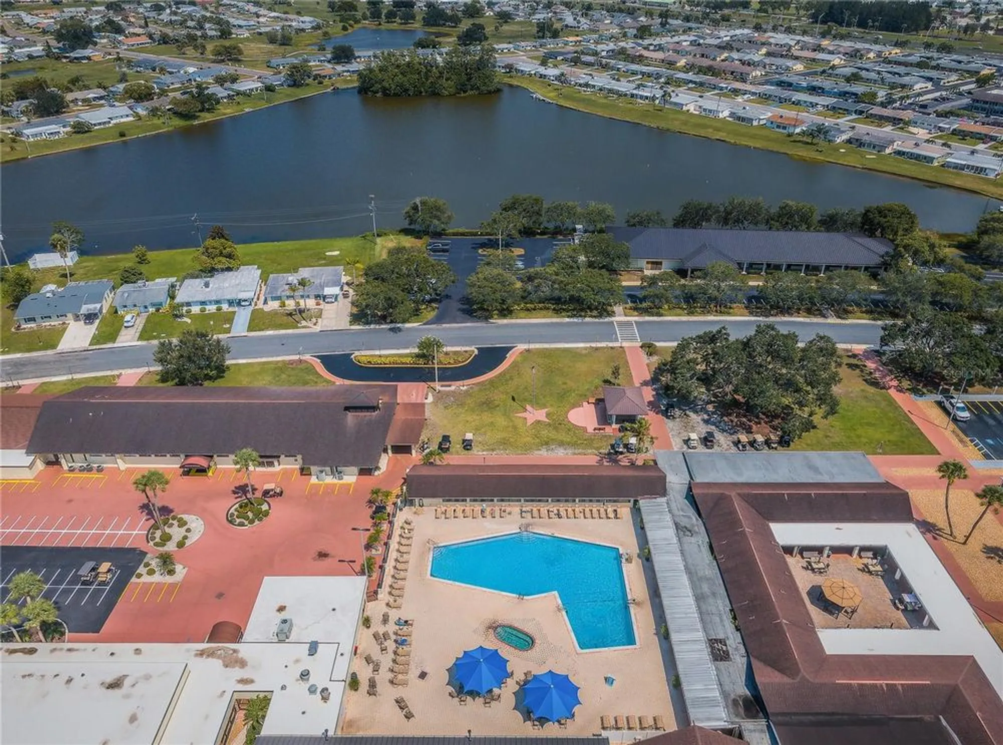 Property Slideshow image 48 of 65 | 675 fort duquesna dr, Sun City Center, FL, 33573