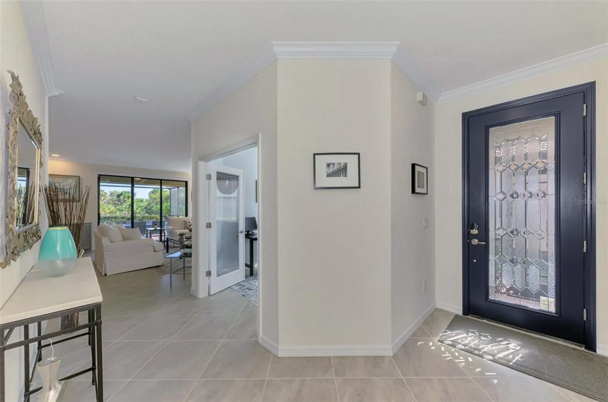 Property Slideshow image 10 of 100 | 24080 spartina dr, Venice, FL, 34293