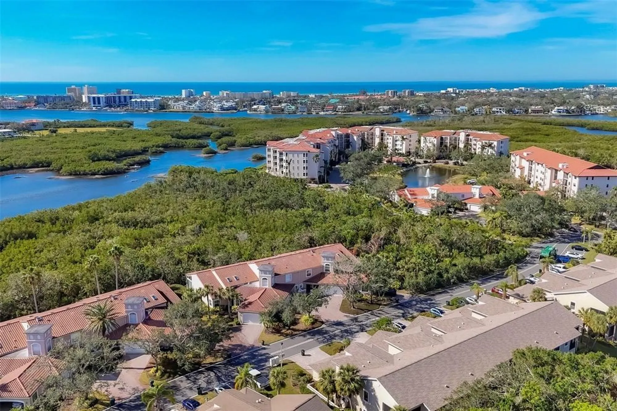 Property Slideshow image 43 of 66 | 1719 starling dr # 1719, Sarasota, FL, 34231