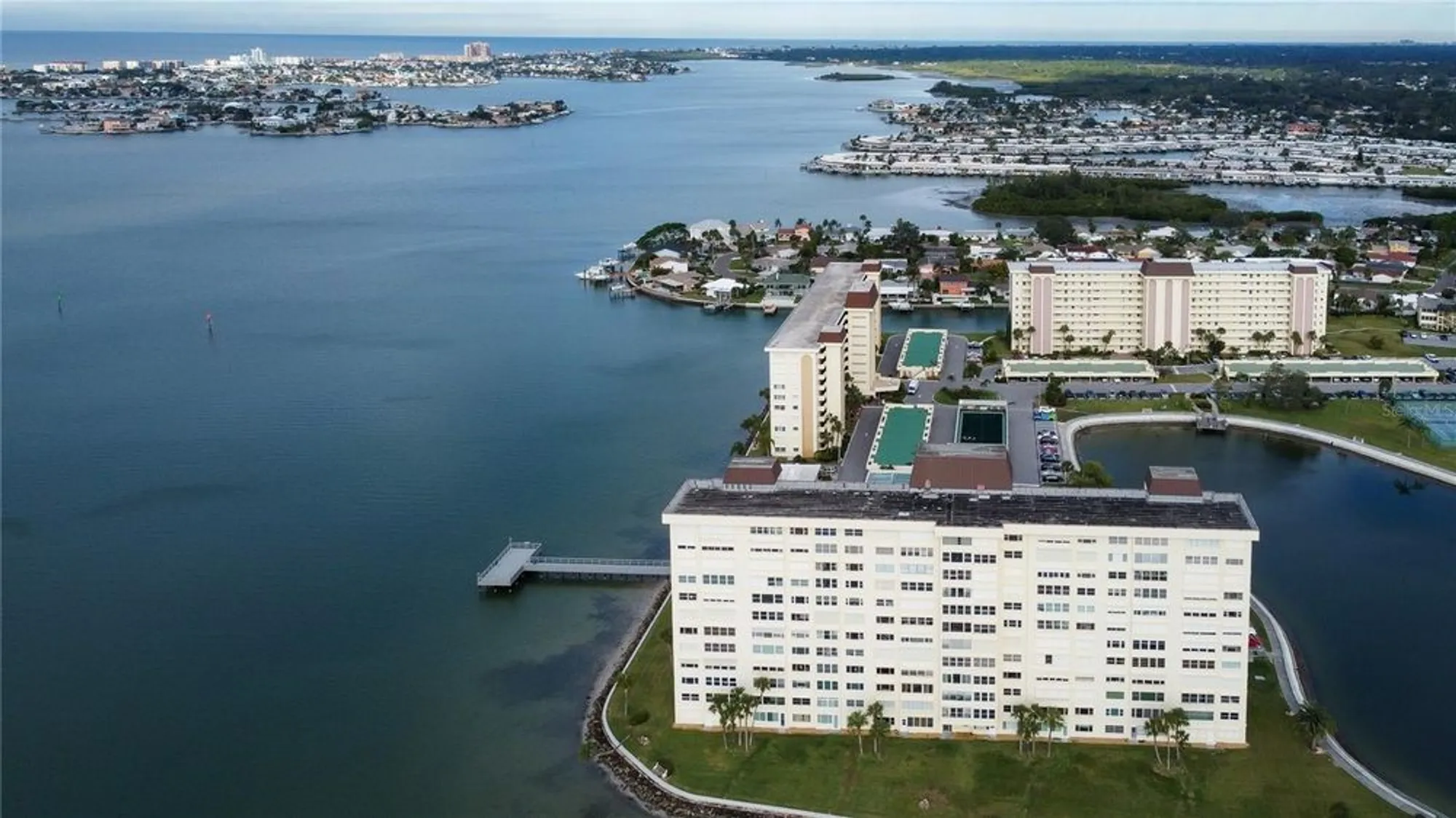 Property Slideshow image 44 of 45 | 4775 cove cir apt 1008, St Petersburg, FL, 33708