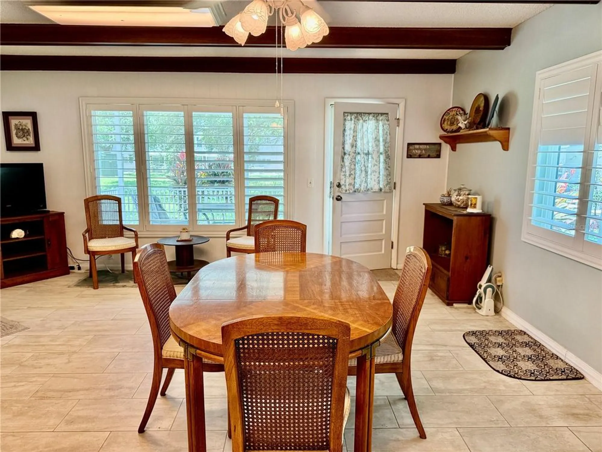 Property Slideshow image 26 of 49 | 2293 swedish dr 21, Clearwater, FL, 33763