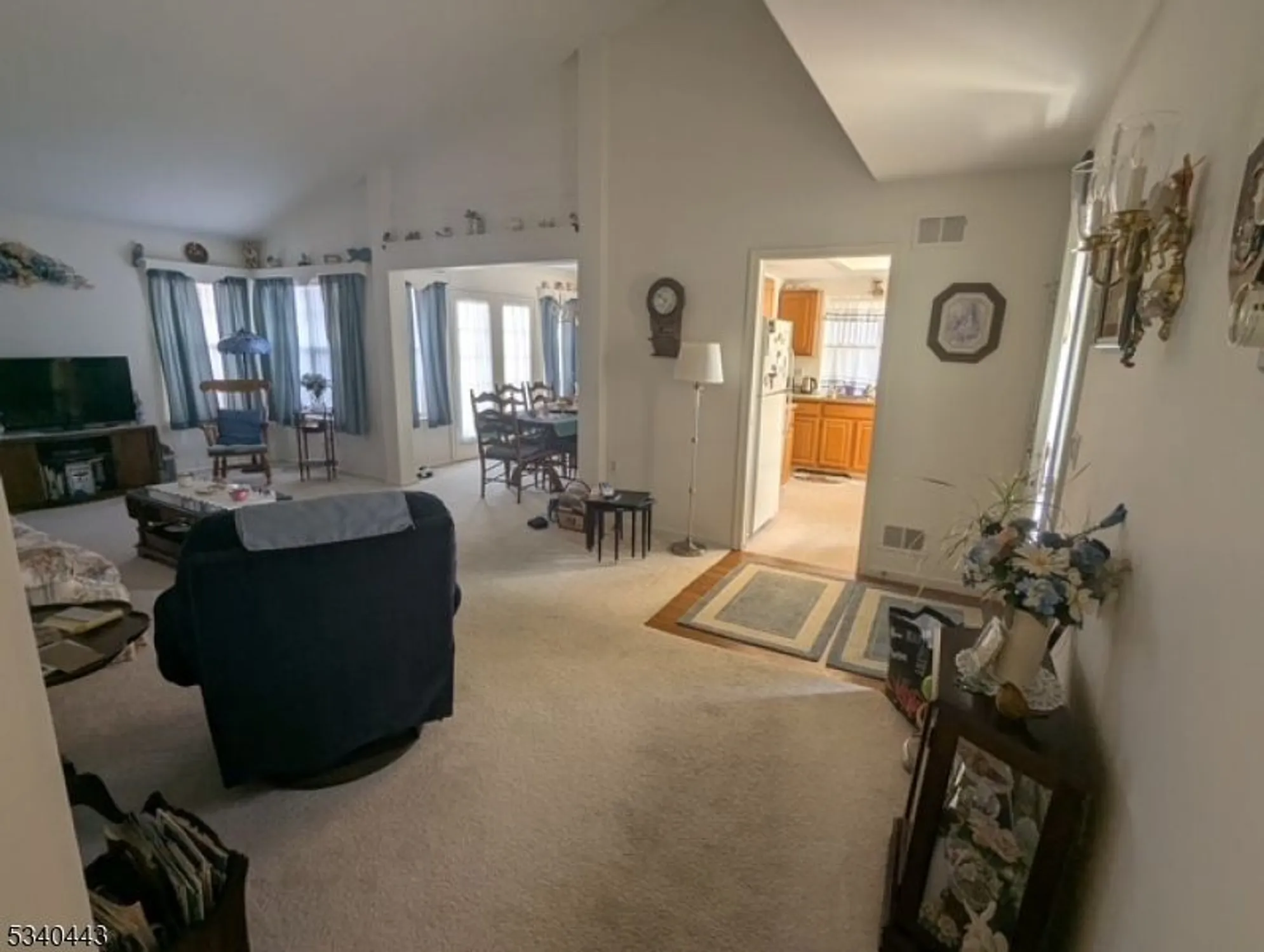 Property Slideshow image 8 of 20 | 1109 buckingham dr, Manchester Twp., NJ, 08759