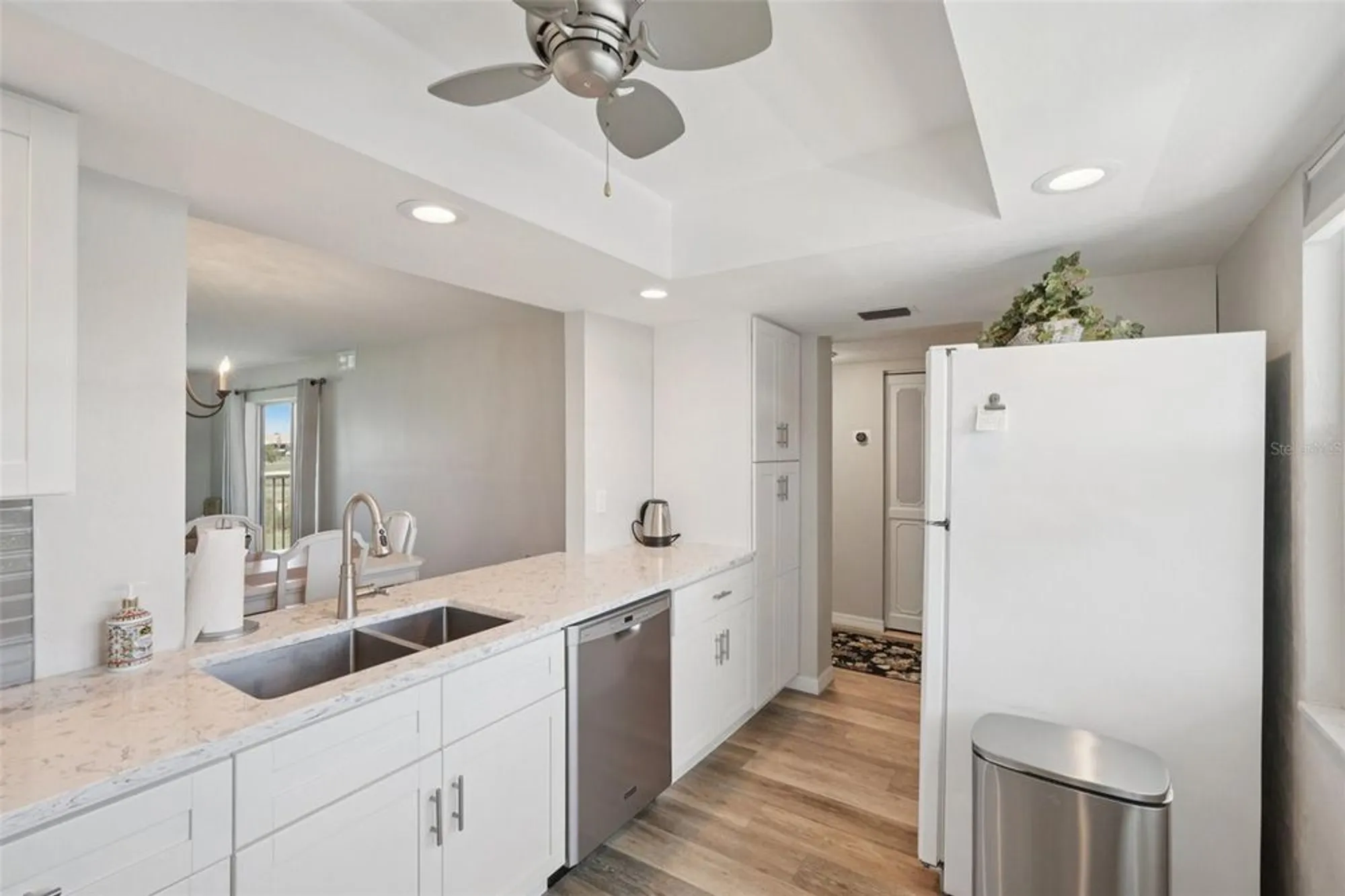 Property Slideshow image 11 of 43 | 1700 pine valley dr 205, Fort Myers, FL, 33907