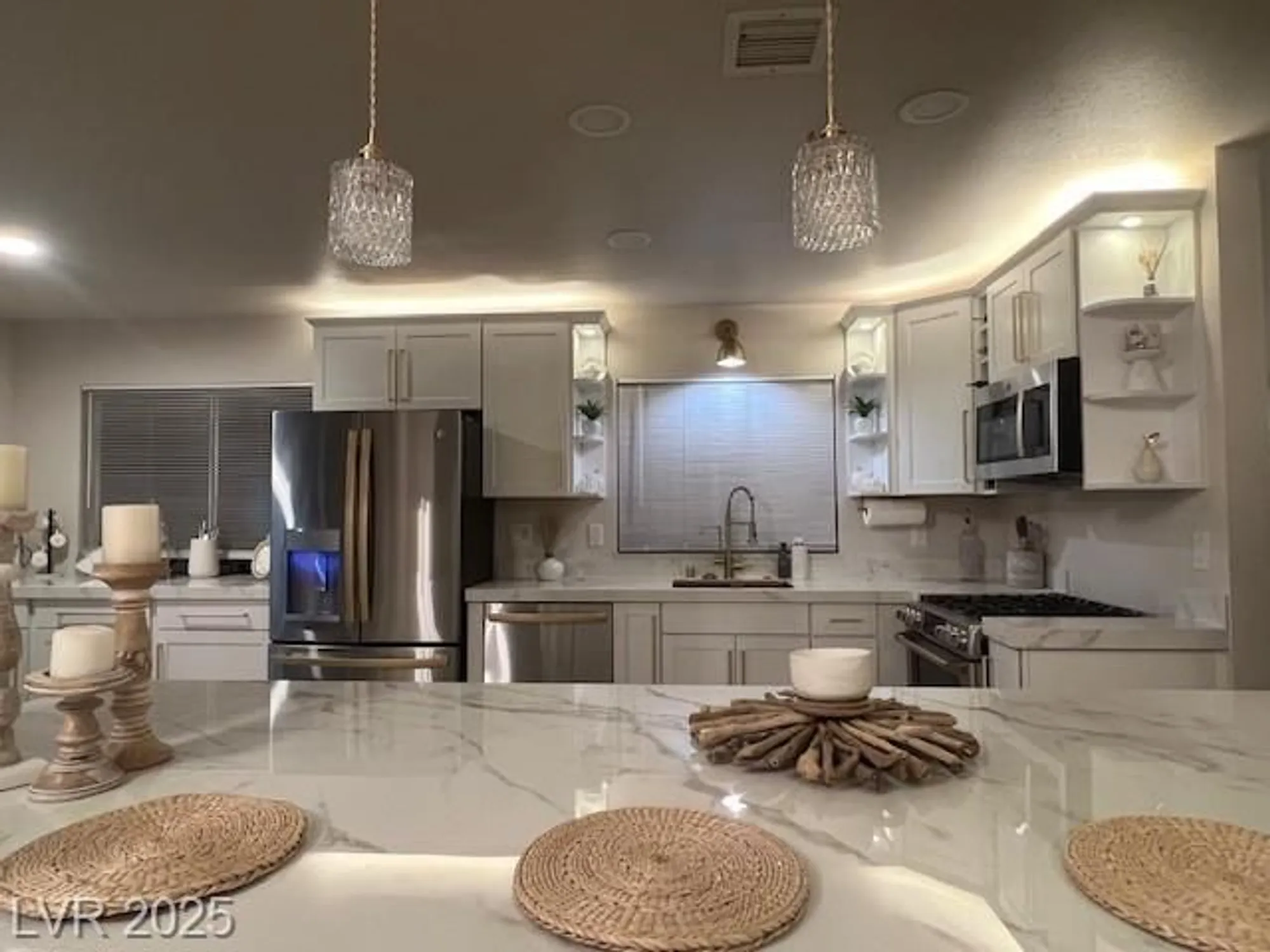 Property Slideshow image 18 of 65 | 8904 evening star dr, Las Vegas, NV, 89134