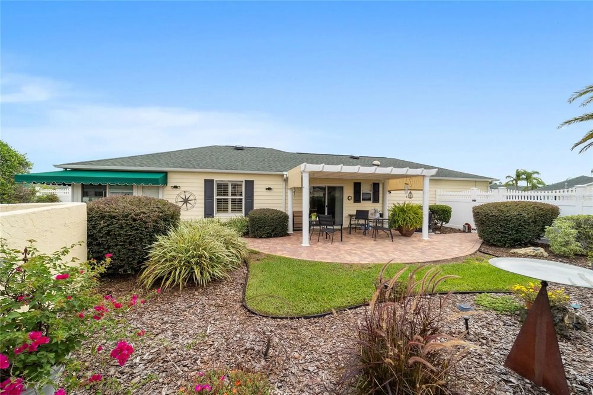 Property Slideshow image 43 of 58 | 1402 conchas dr, The Villages, FL, 32162