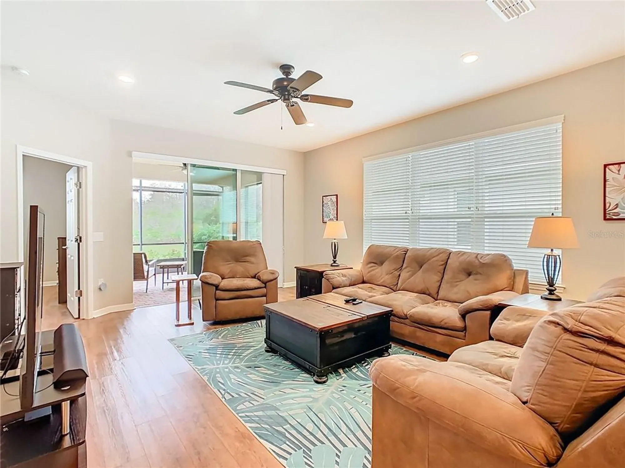 Property Slideshow image 4 of 60 | 2009 lazio loop, Poinciana, FL, 34759
