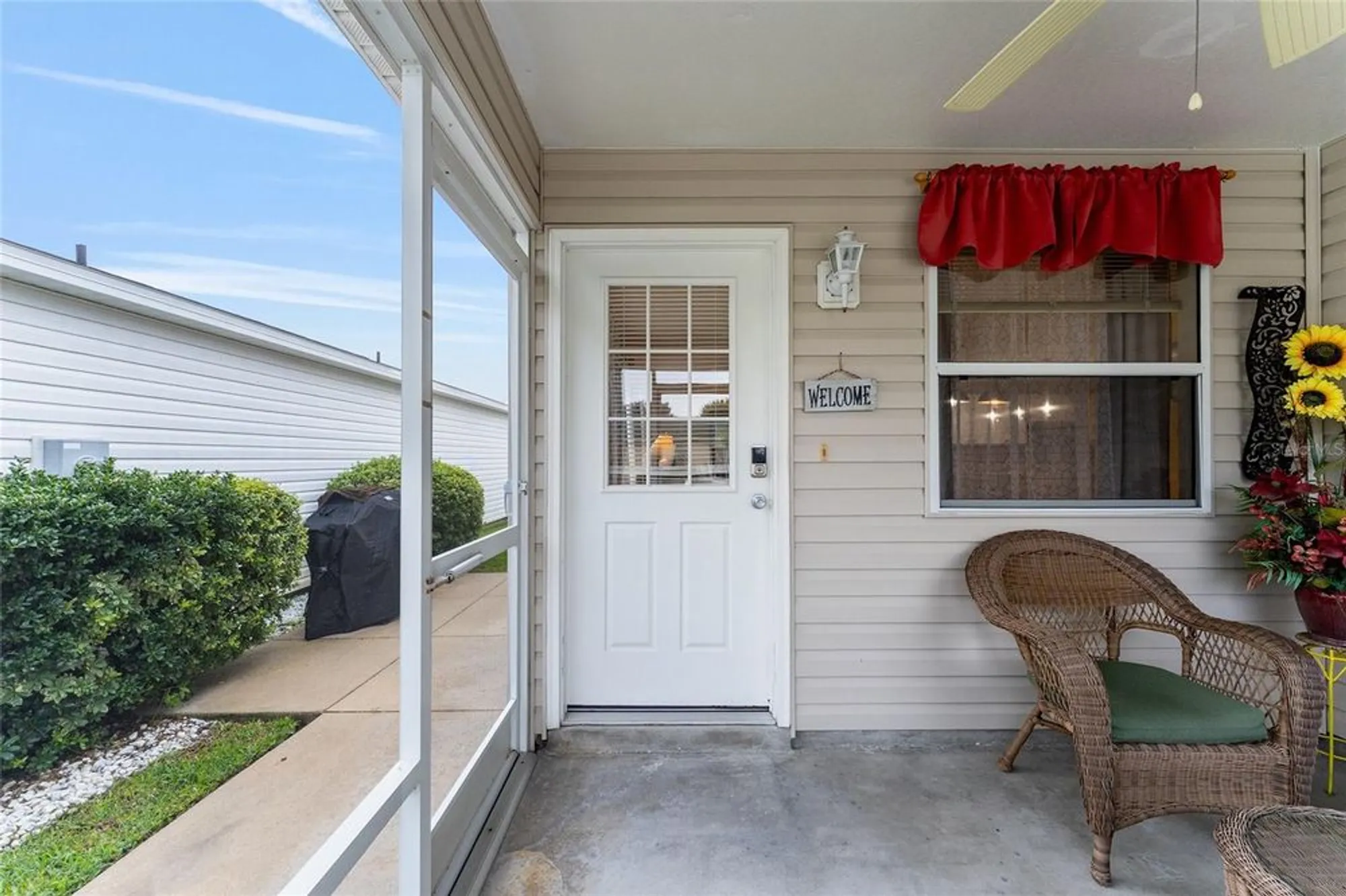 Property Slideshow image 11 of 54 | 2690 suffolk st, The Villages, FL, 32162