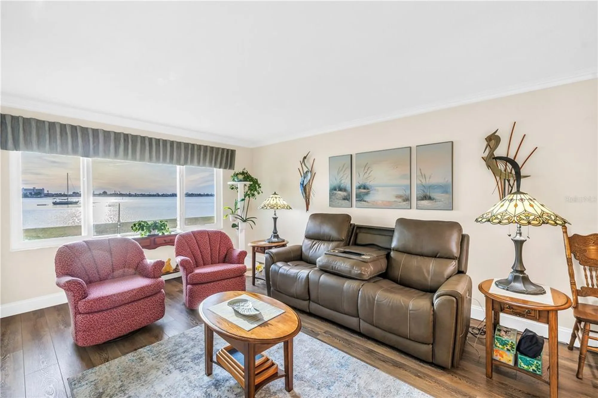 Property Slideshow image 24 of 73 | 4525 cove cir apt 102, Saint Petersburg, FL, 33708